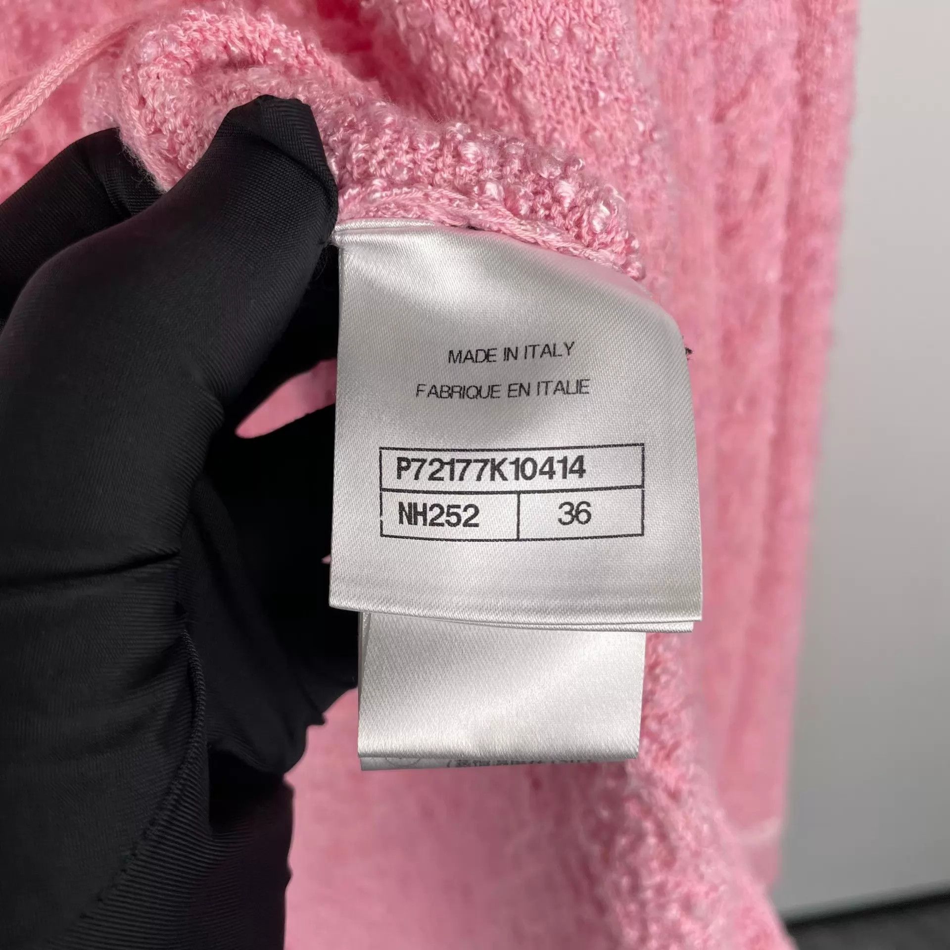 Chanel CHANEL women's pink knit cardigan dress size 36 Size XS / US 0-2 / IT 36-38 - 4 Thumbnail