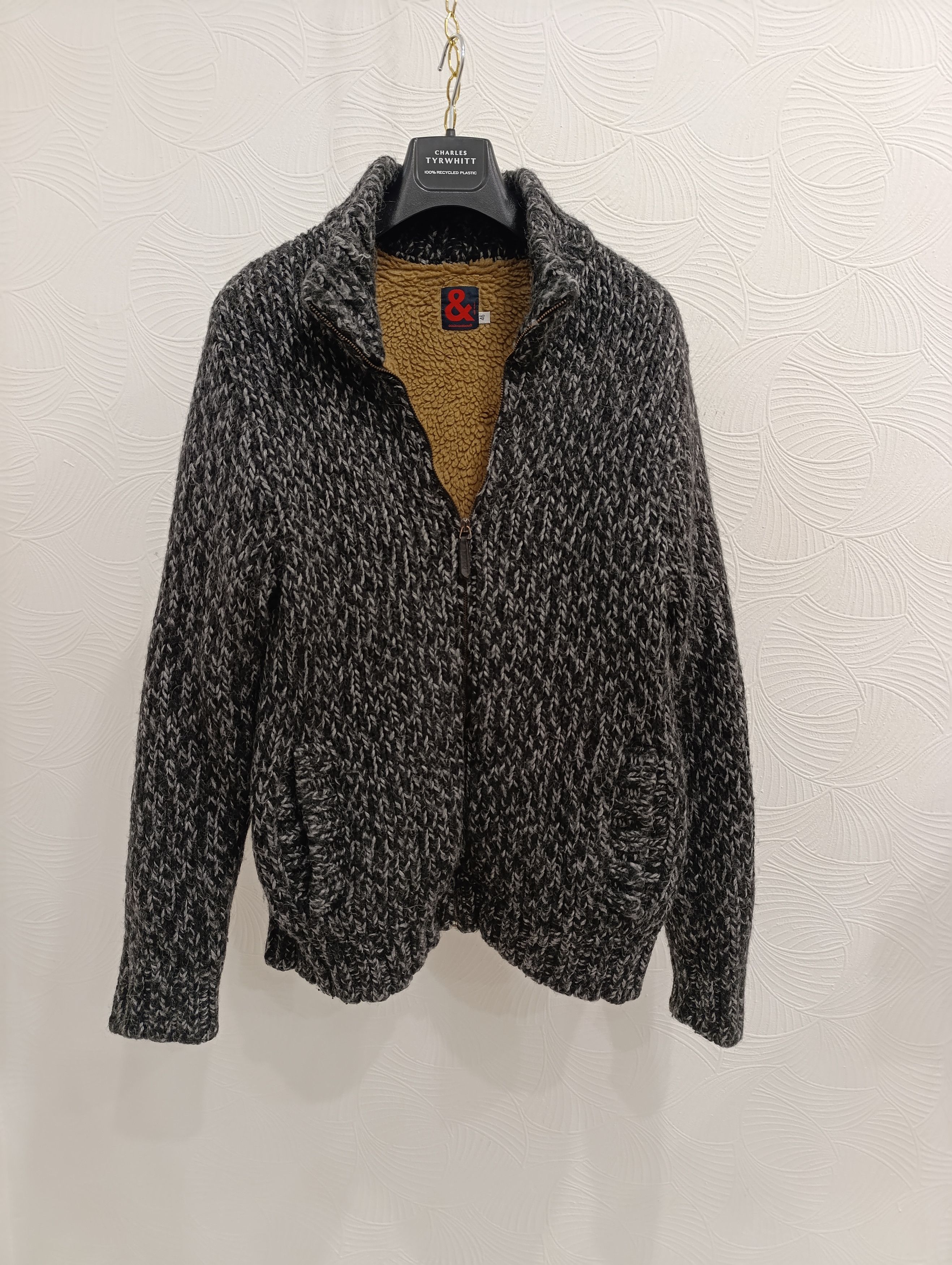 DOLCE GABBANA MEN\'S VINTAGE CHICKEN KNIT SHERPA SWEATER