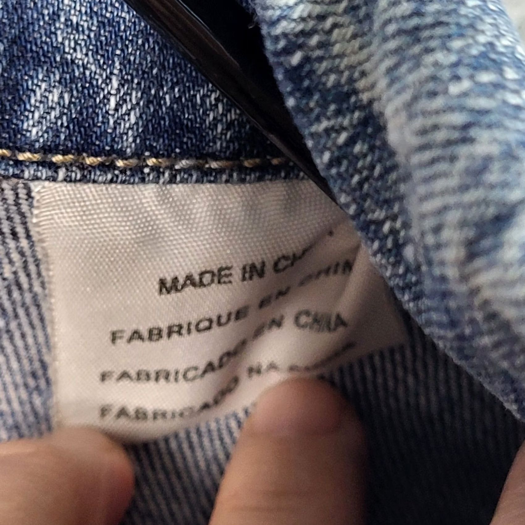 Levi's Levi's Button up patch blue Jeans Jacket Women's Size S Jacket Denim Blue Modern Casual Womens Size 28" / US 6 / IT 42 - 3 Thumbnail