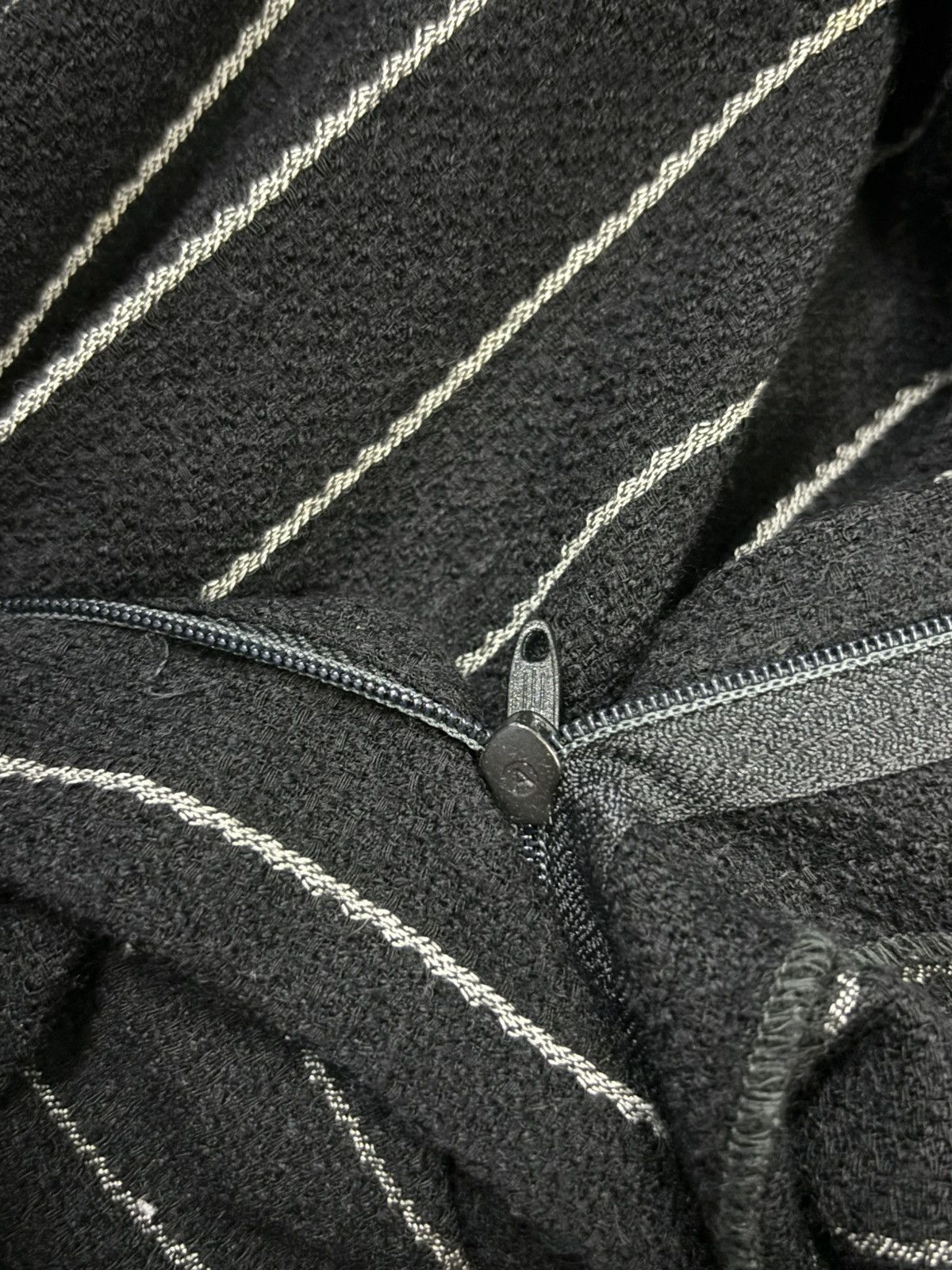 Versace Vintage Gianni Versace Striped Wool Pleated Wrap Midi Skirt Size 26" / US 2 / IT 38 - 12 Thumbnail
