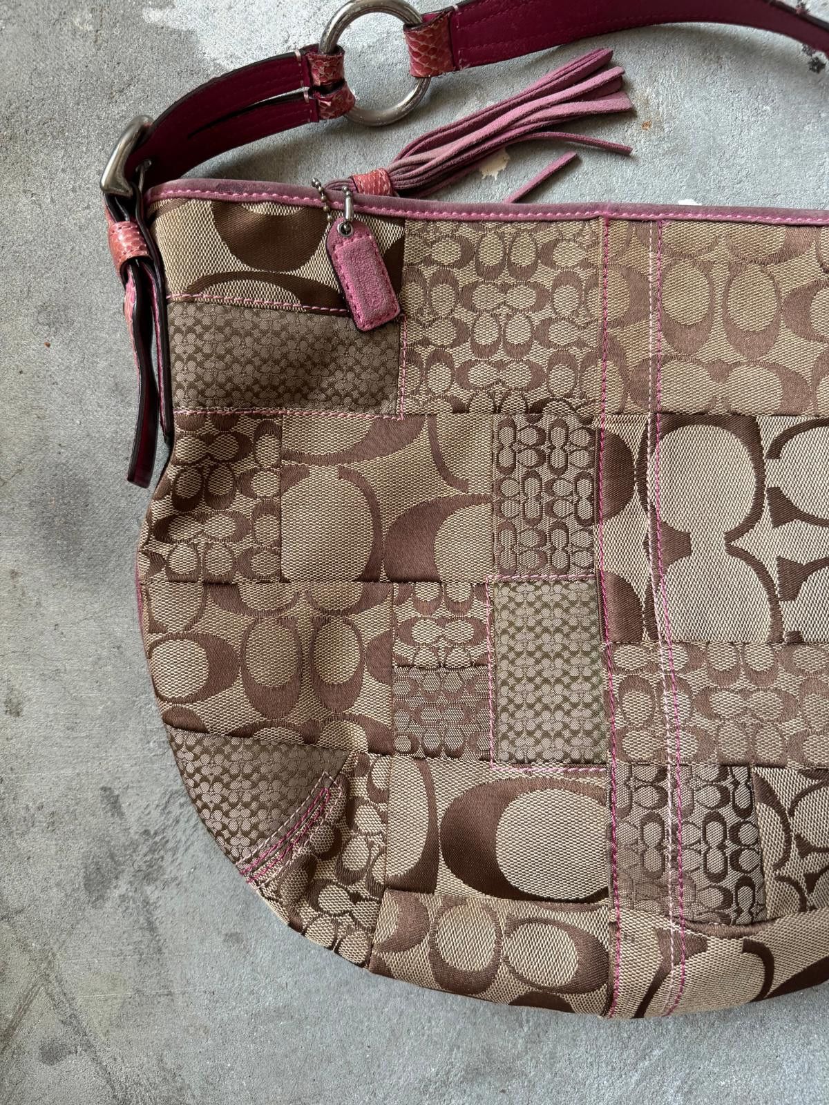 Coach Coach Signature PatchWork Snakeskin Bag Beige/Pink Size ONE SIZE - 2 Thumbnail