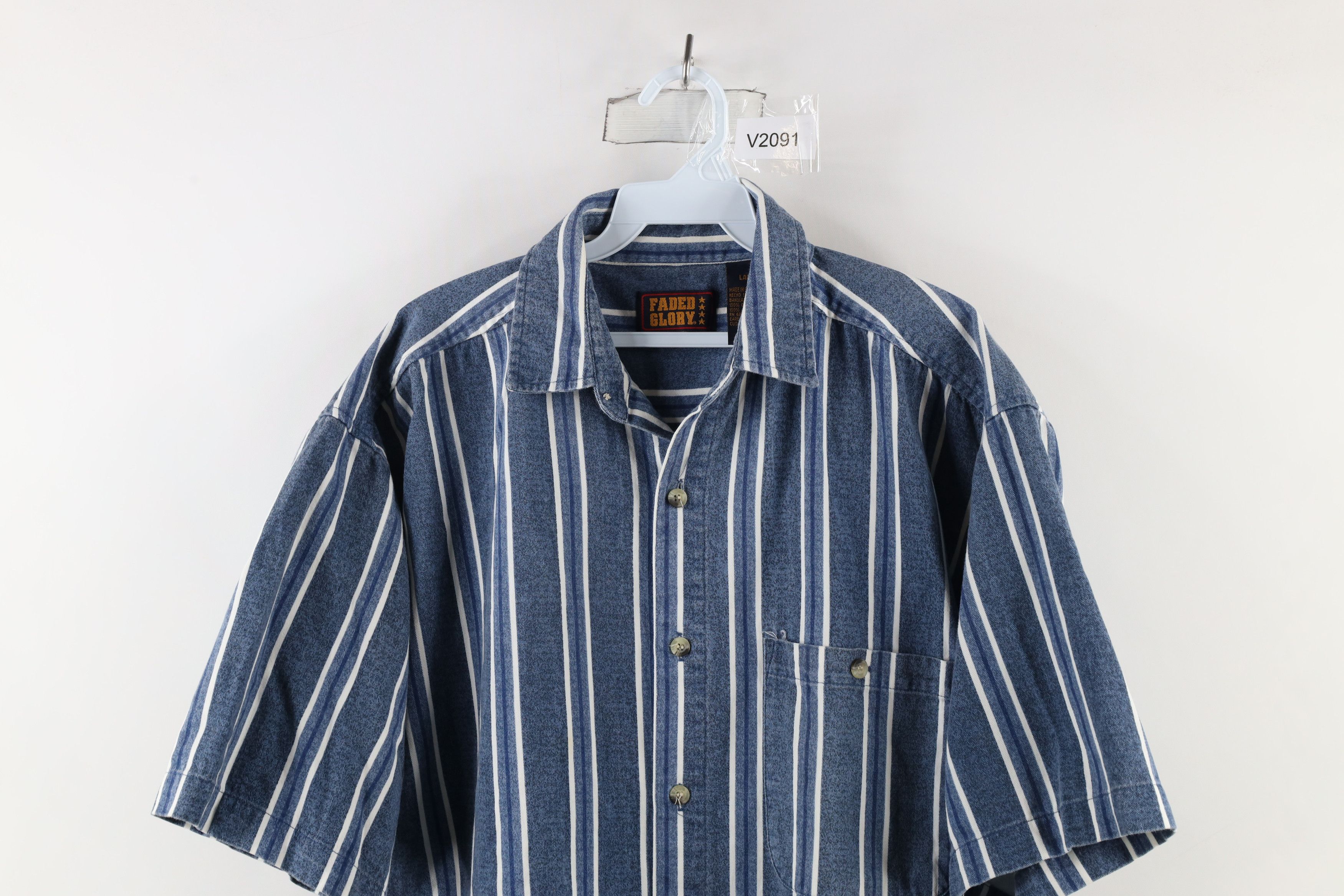 Vintage Vintage 90s Streetwear Striped Short Sleeve Button Shirt Size US L / EU 52-54 / 3 - 2 Thumbnail