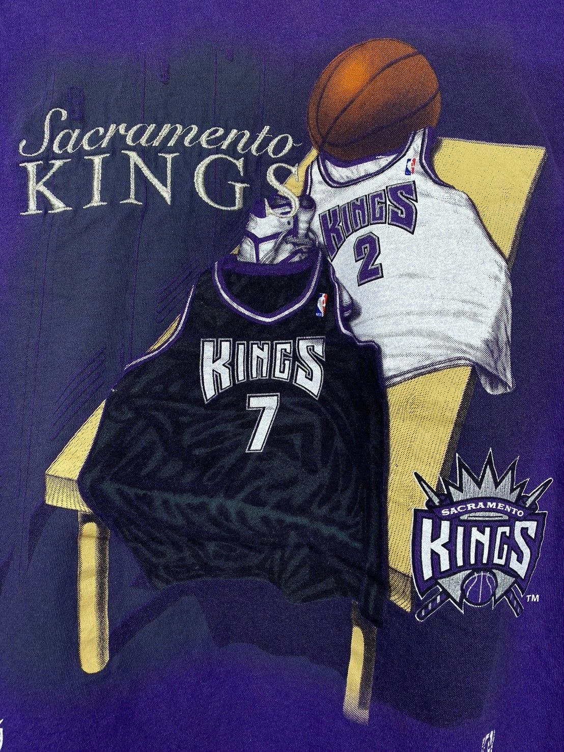 NBA × Nutmeg × Vintage Vintage Sacramento Kings NBA T-Shirts DO364 Size US M / EU 48-50 / 2 - 2 Thumbnail