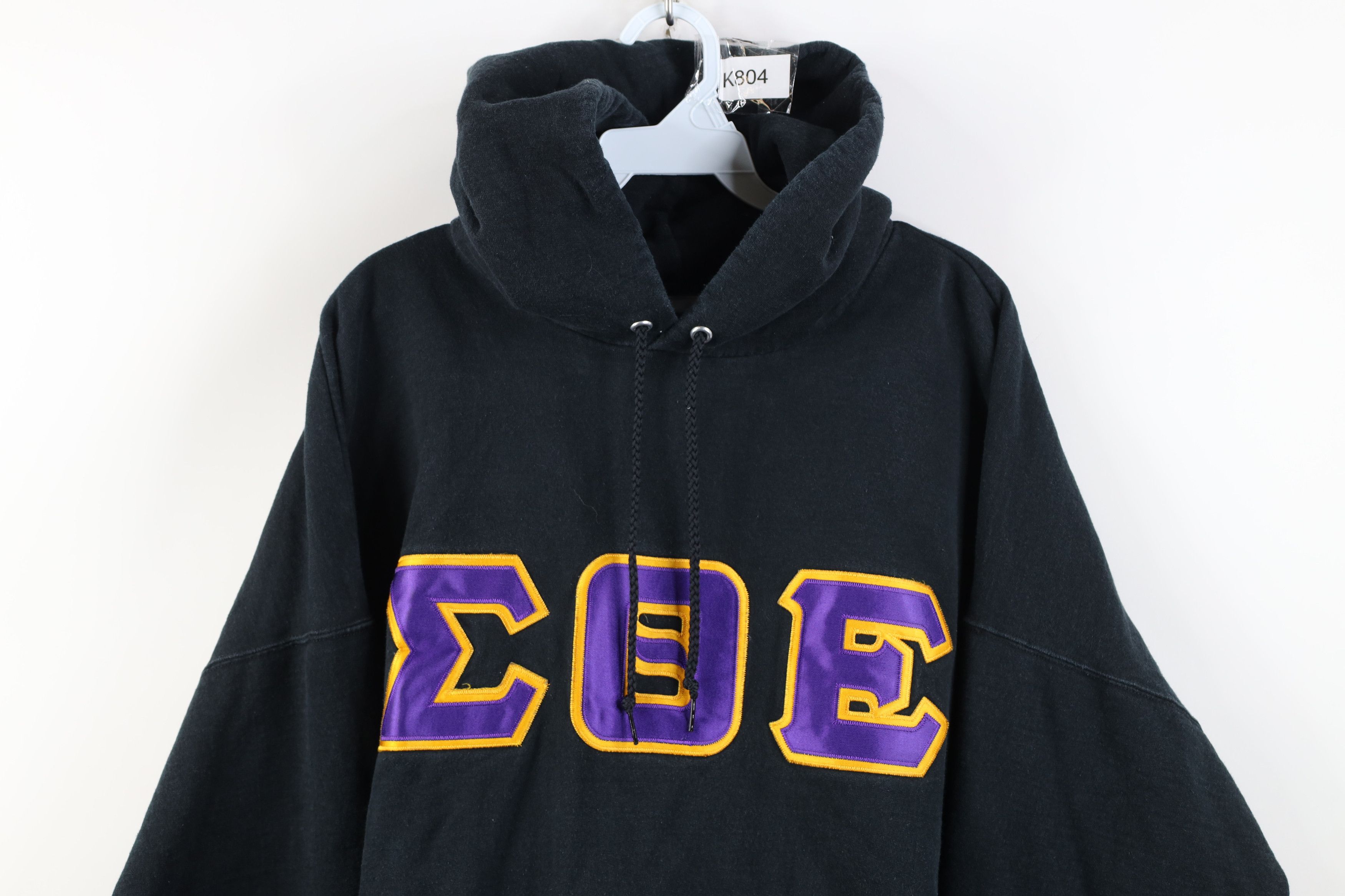 Vintage Vintage Theta Epsilon Fraternity Hoodie Sweatshirt Black Size US XXL / EU 58 / 5 - 2 Thumbnail