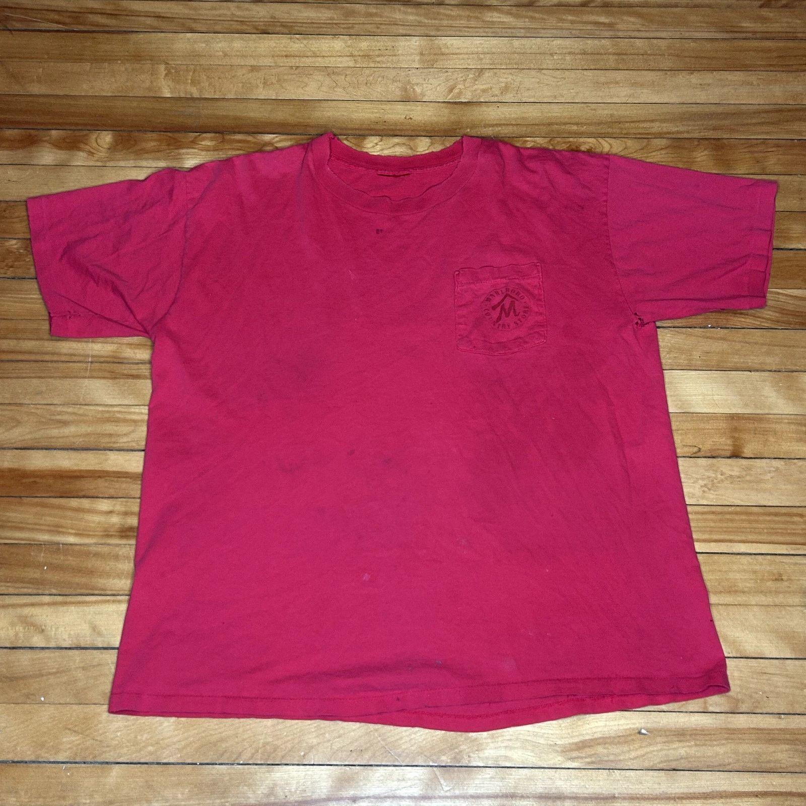 Marlboro Vintage 90s Marlboro Faded Red Pocket T-Shirt Size US XL / EU 56 / 4 - 5 Thumbnail