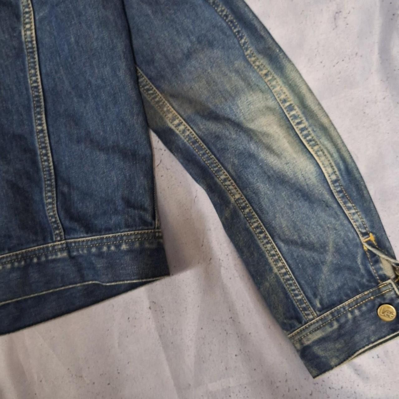 Lee Lee denim jacket with a worn-in look Size L / US 10 / IT 46 - 6 Thumbnail
