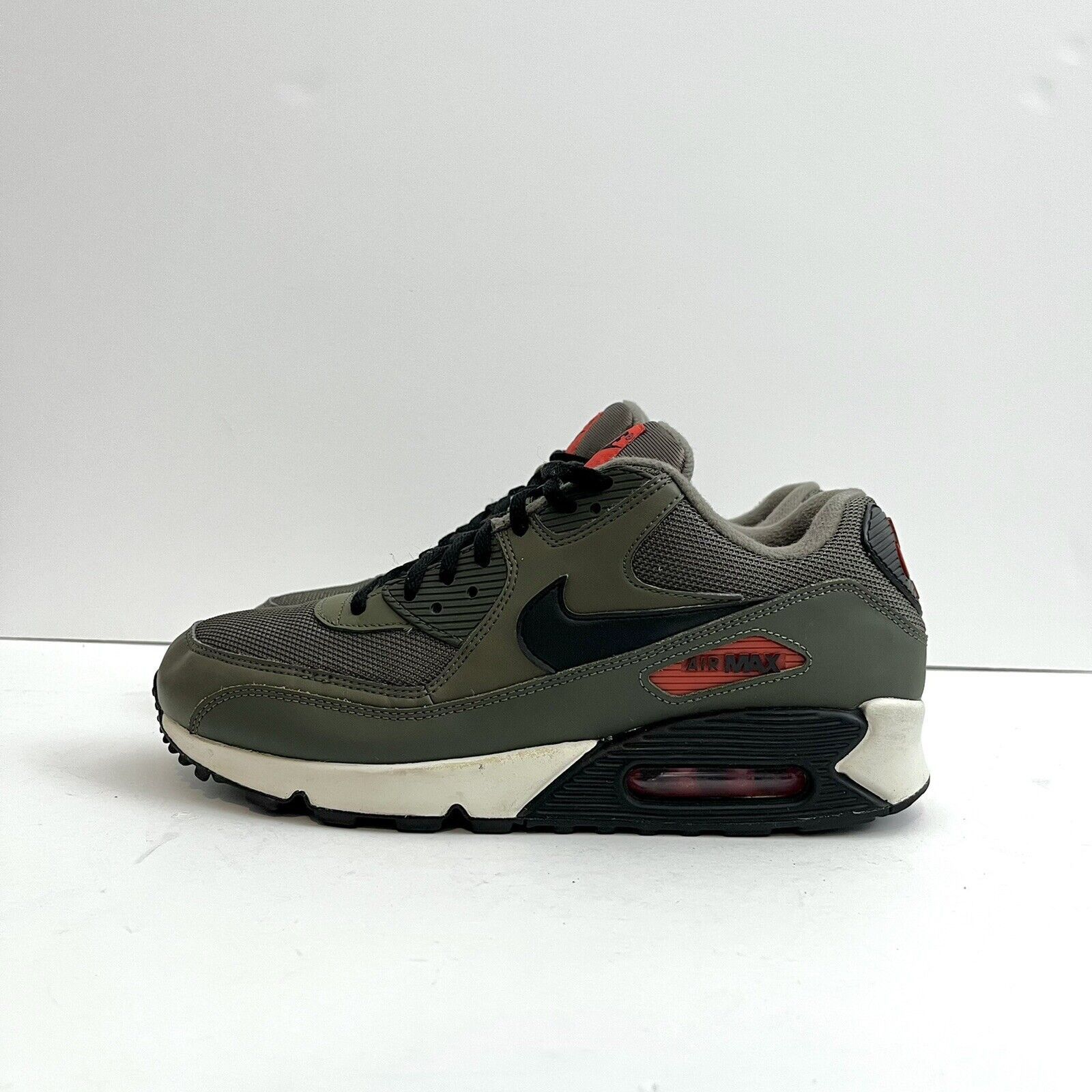 Nike 2018 Nike Air Max 90 Essential Olive Green Super Rare Sz 9.5 Size US 9.5 / EU 42-43 - 1 Thumbnail