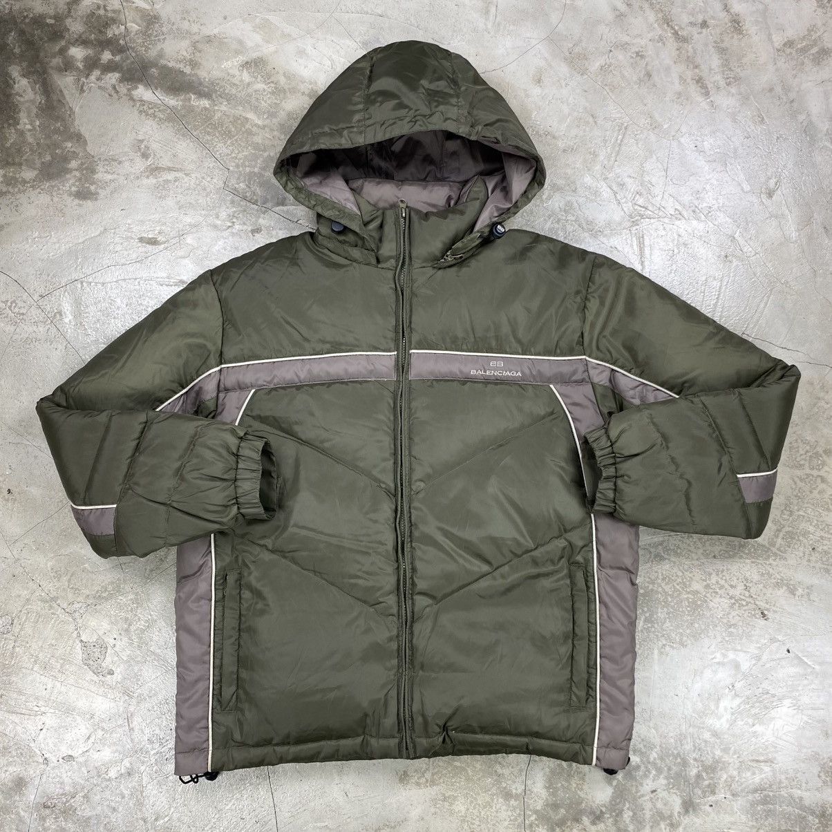 Hooded Down Puffer jacket