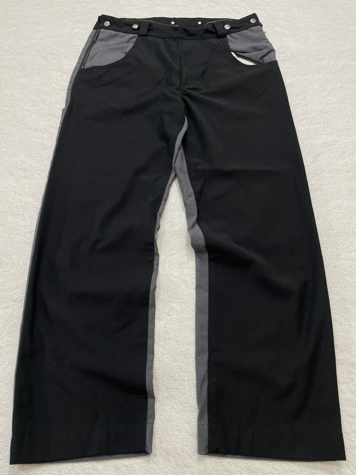 Japanese Brand 2000s Semantic Block Color Pants Side Zip Y2K Size US 31 - 1 Thumbnail
