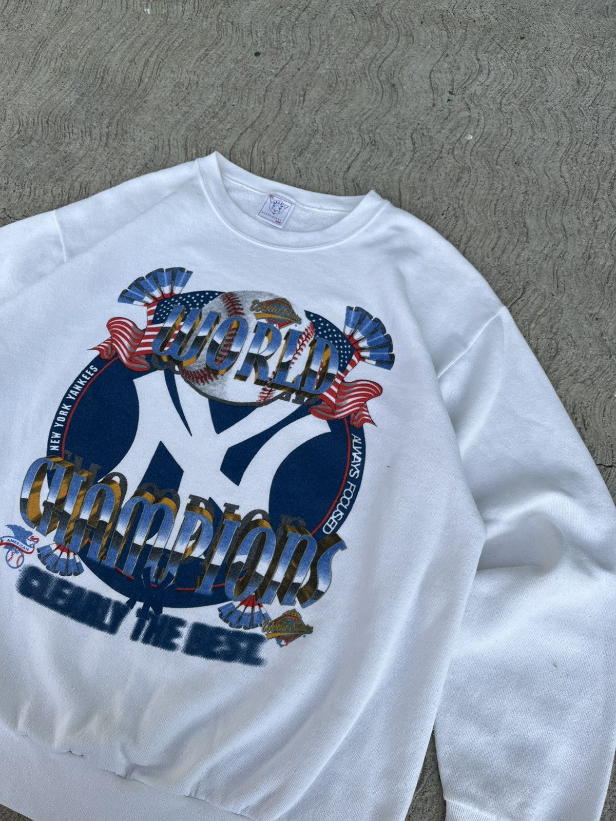 Vintage Vintage 1996 New York Yankees World Championship Crewneck Size US L / EU 52-54 / 3 - 2 Thumbnail