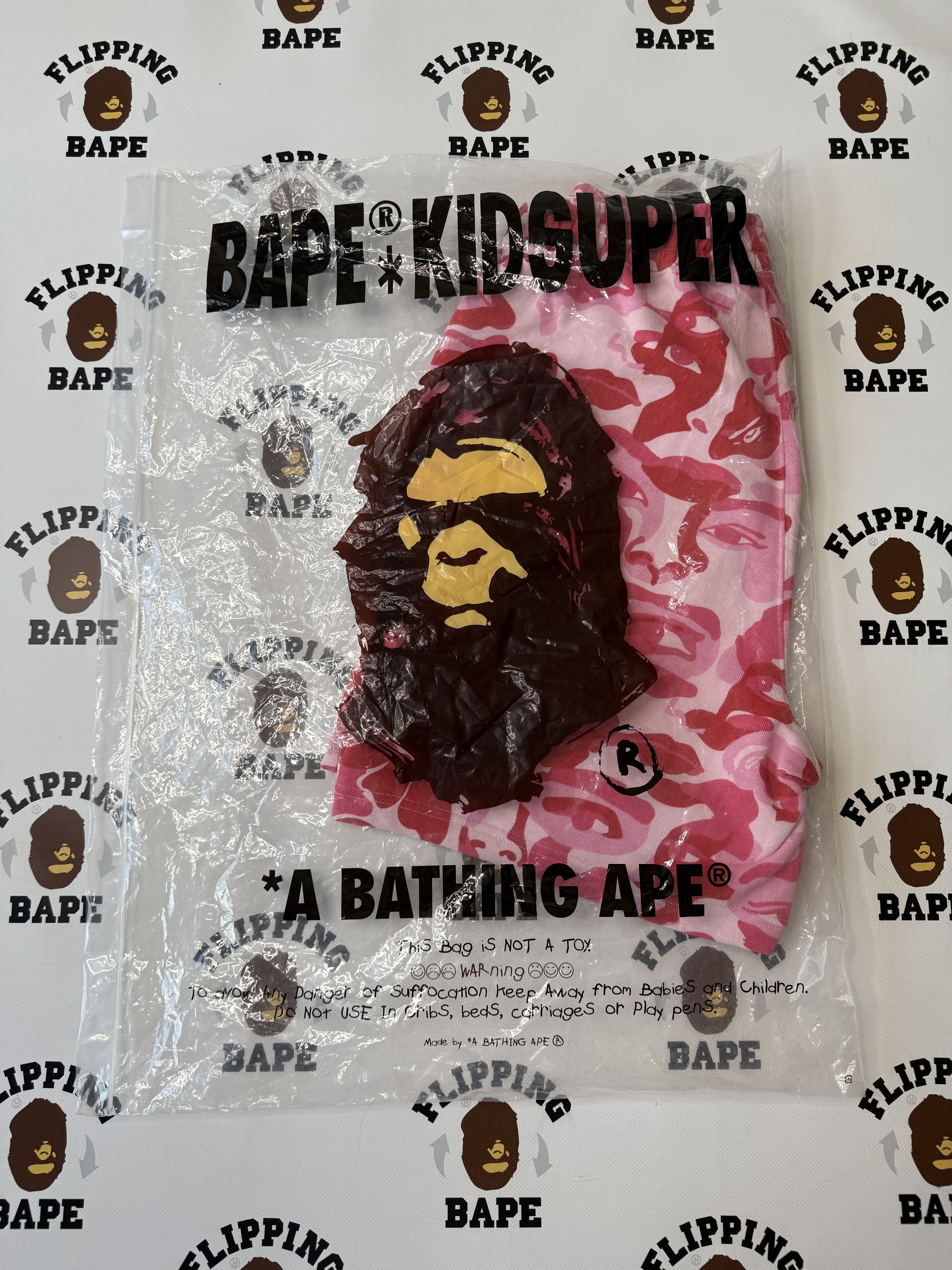 Bape × KidSuper BAPE X KIDSUPER CAMO SWEAT SHORTS Size US 34 / EU 50 - 11 Thumbnail