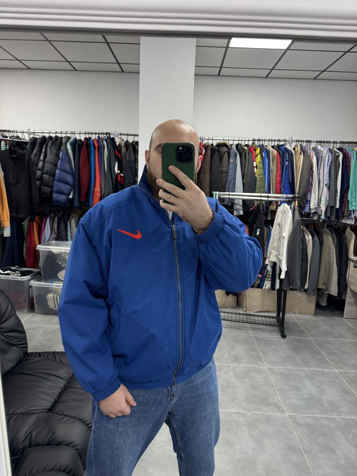 Nike Vintage Nike Embroidered Logo Bomber Jacket Blue Men Size L Size US L / EU 52-54 / 3 - 3 Thumbnail