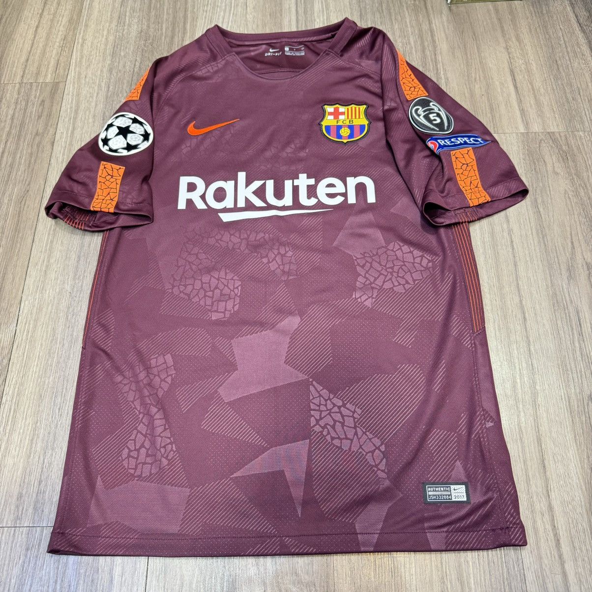 Barcelona 17/18 third away shirt #10 Messi