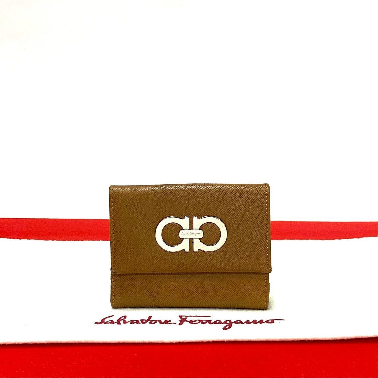 Salvatore Ferragamo Salvatore Ferragamo Brown Leather Size ONE SIZE - 1 Thumbnail