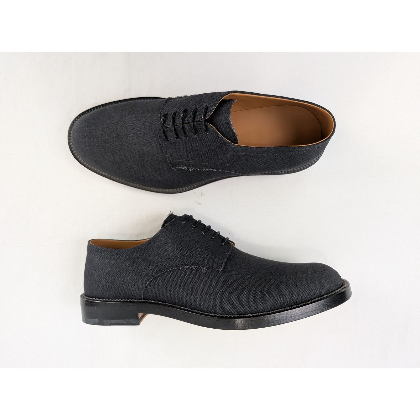 o1rshd1 Lace-Up Leather Derbys in Nero