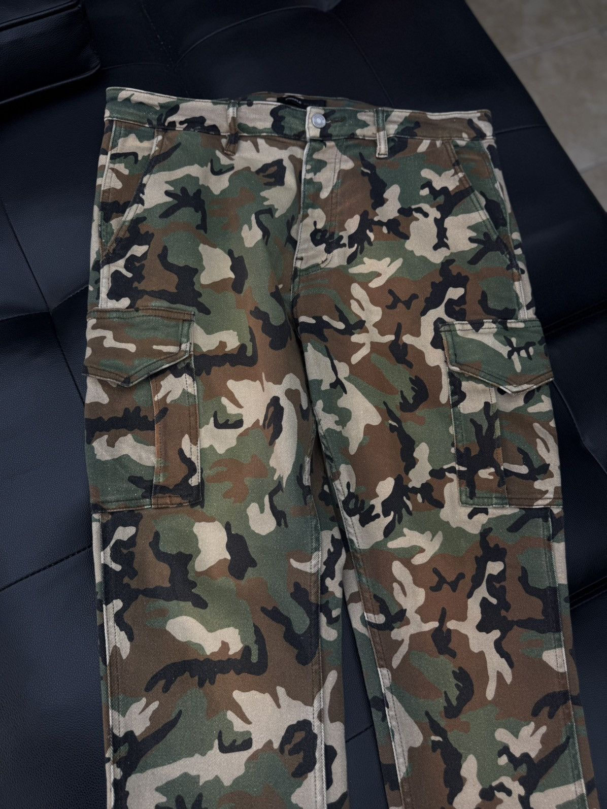 Purple Brand Purple Brand Cargo Camo Pants Size M Pre Owned 🧼 Size US 32 / EU 48 - 5 Thumbnail