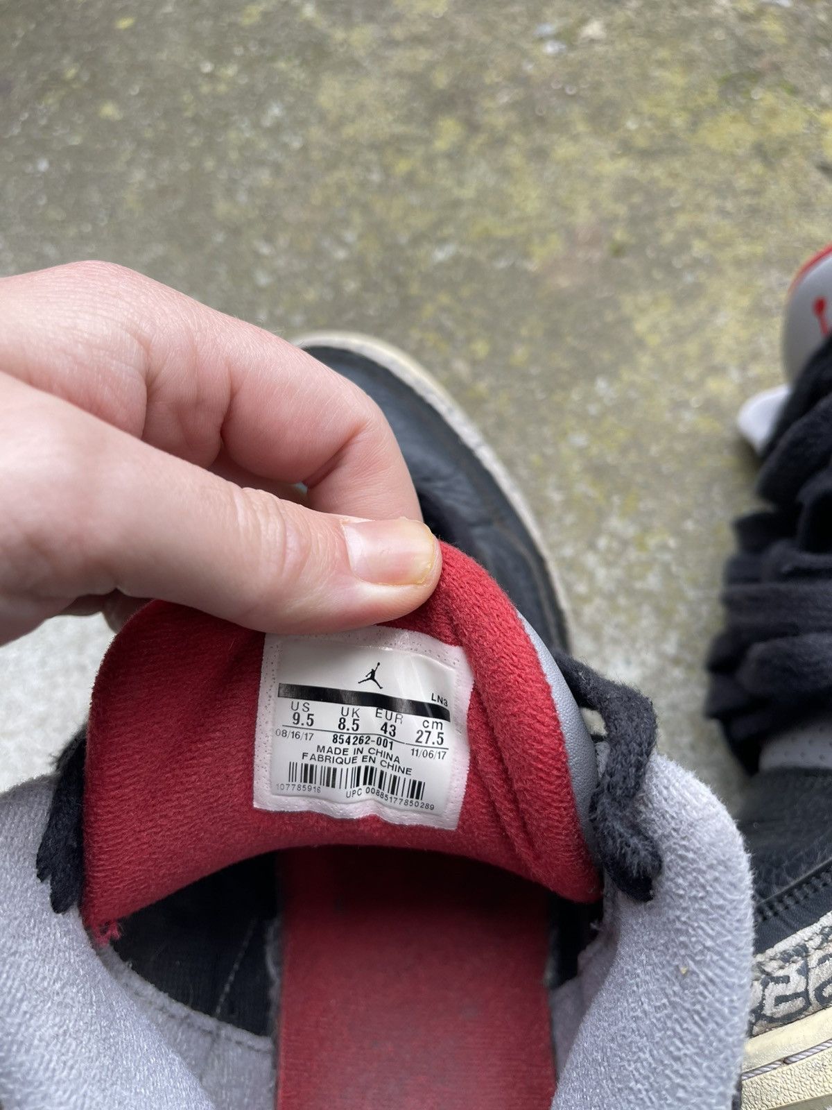 Jordan Brand Jordan 3 black cement Size US 9.5 / EU 42-43 - 3 Thumbnail