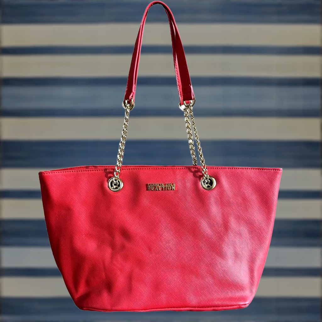 Kenneth Cole KENNETH COLE REACTION Red Shoulder Hand Bag Women's Purse Chain Handles Tote Size ONE SIZE - 1 Thumbnail