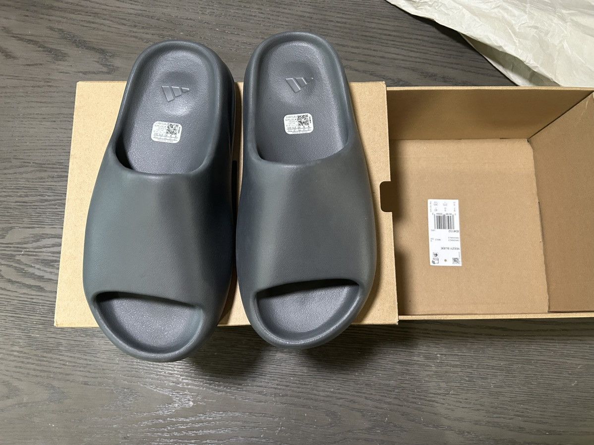 Yeezy Yeezy Slide Granite Size 9 Size US 9 / EU 42 - 6 Thumbnail