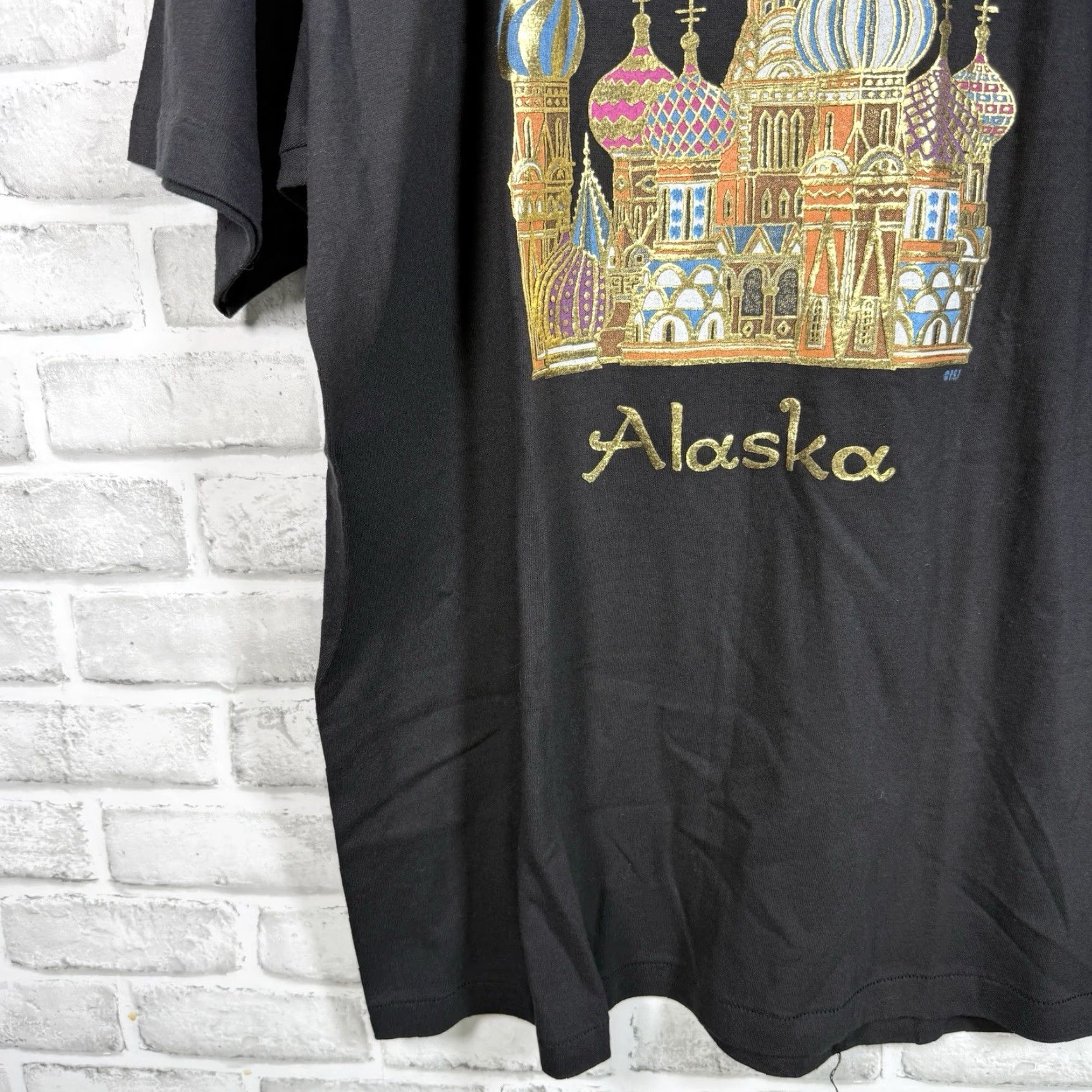 Vintage VTG Printed Sportswear Black Alaska Graphic Tee Mens XL SINGLE STITCH USA Size US XL / EU 56 / 4 - 3 Thumbnail