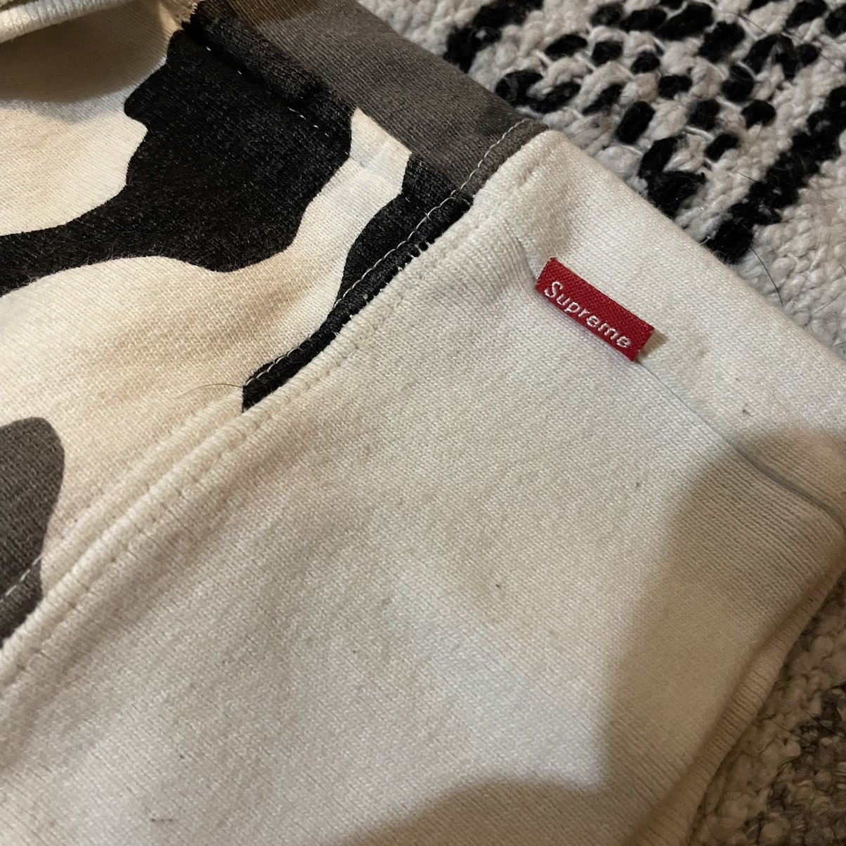 Supreme Supreme Camo Flags Hooded Sweatshirt Size M Size US M / EU 48-50 / 2 - 5 Thumbnail