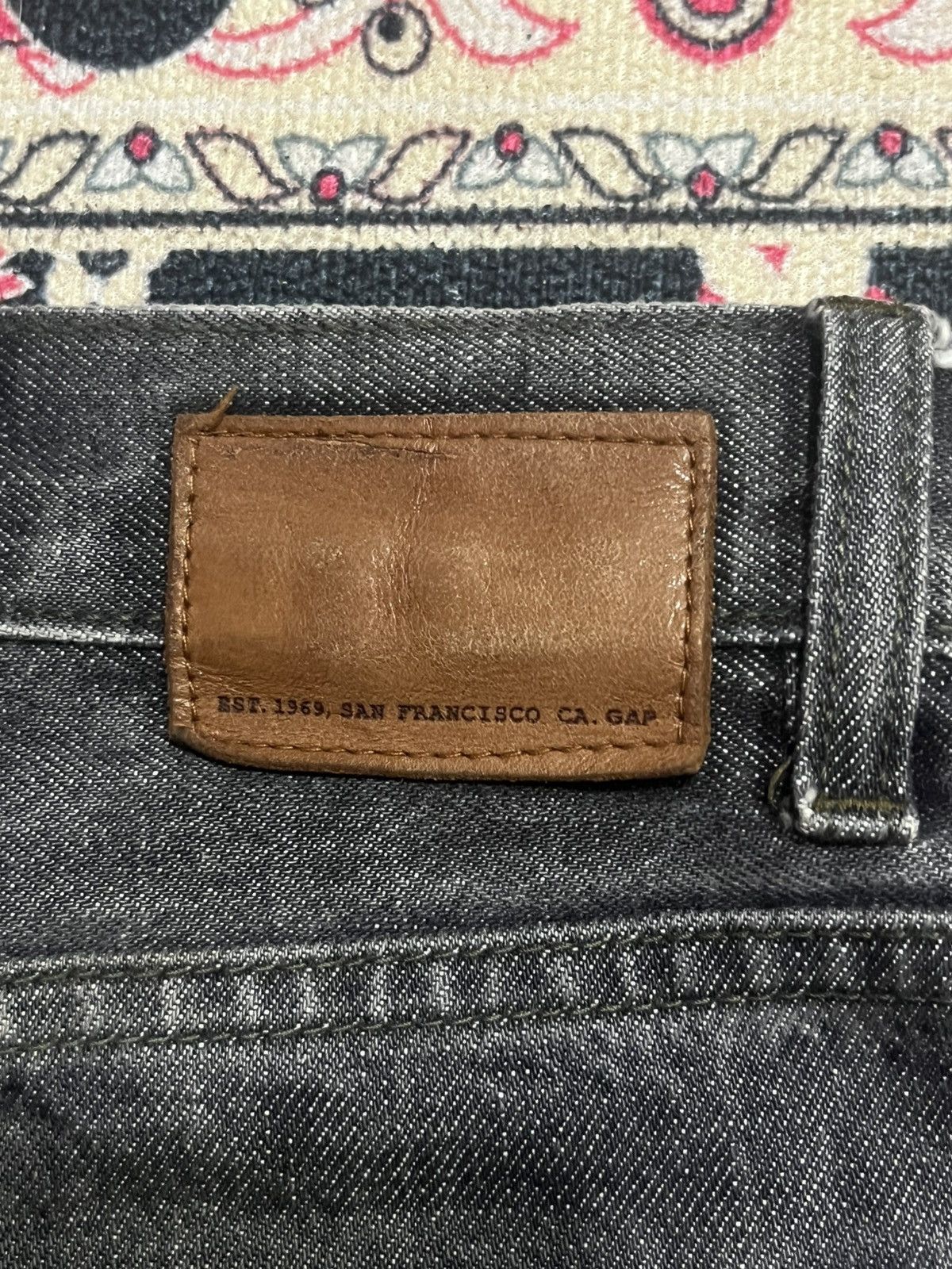 Balenciaga × Gap × Kanye West ⚡️Grunge⚡️Vintage Gap Rough Flame Black Washed Loose Fit Jeans Size US 33 - 8 Thumbnail