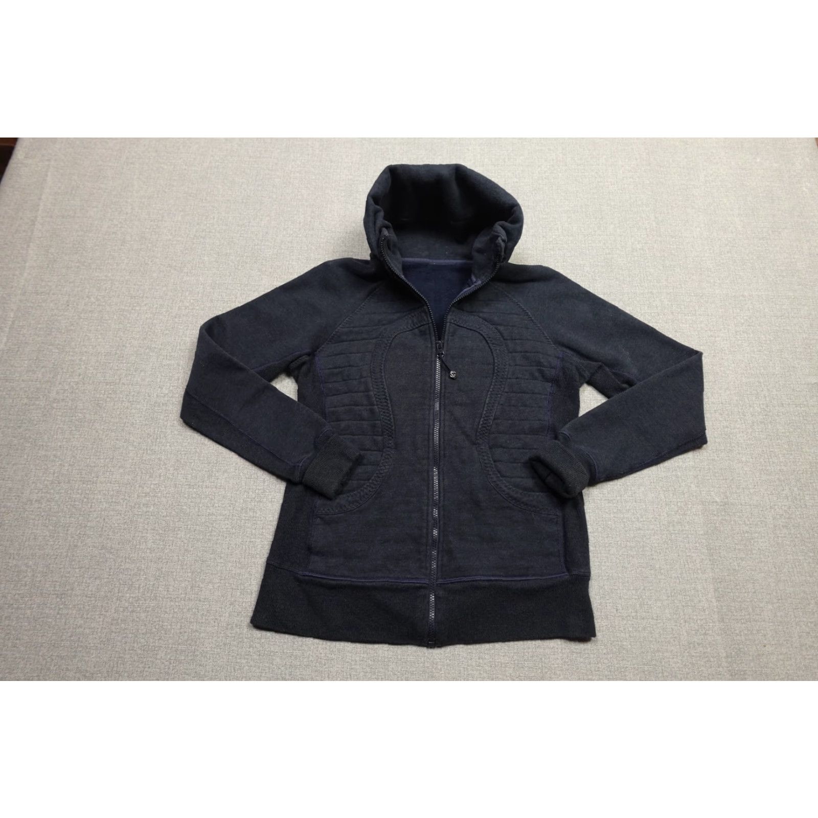 Lululemon VINTAGE:Lululemon Scuba Hoodie Womens Medium Black Full Zip Quilted Sweatshirt Jacket Size M / US 6-8 / IT 42-44 - 3 Thumbnail