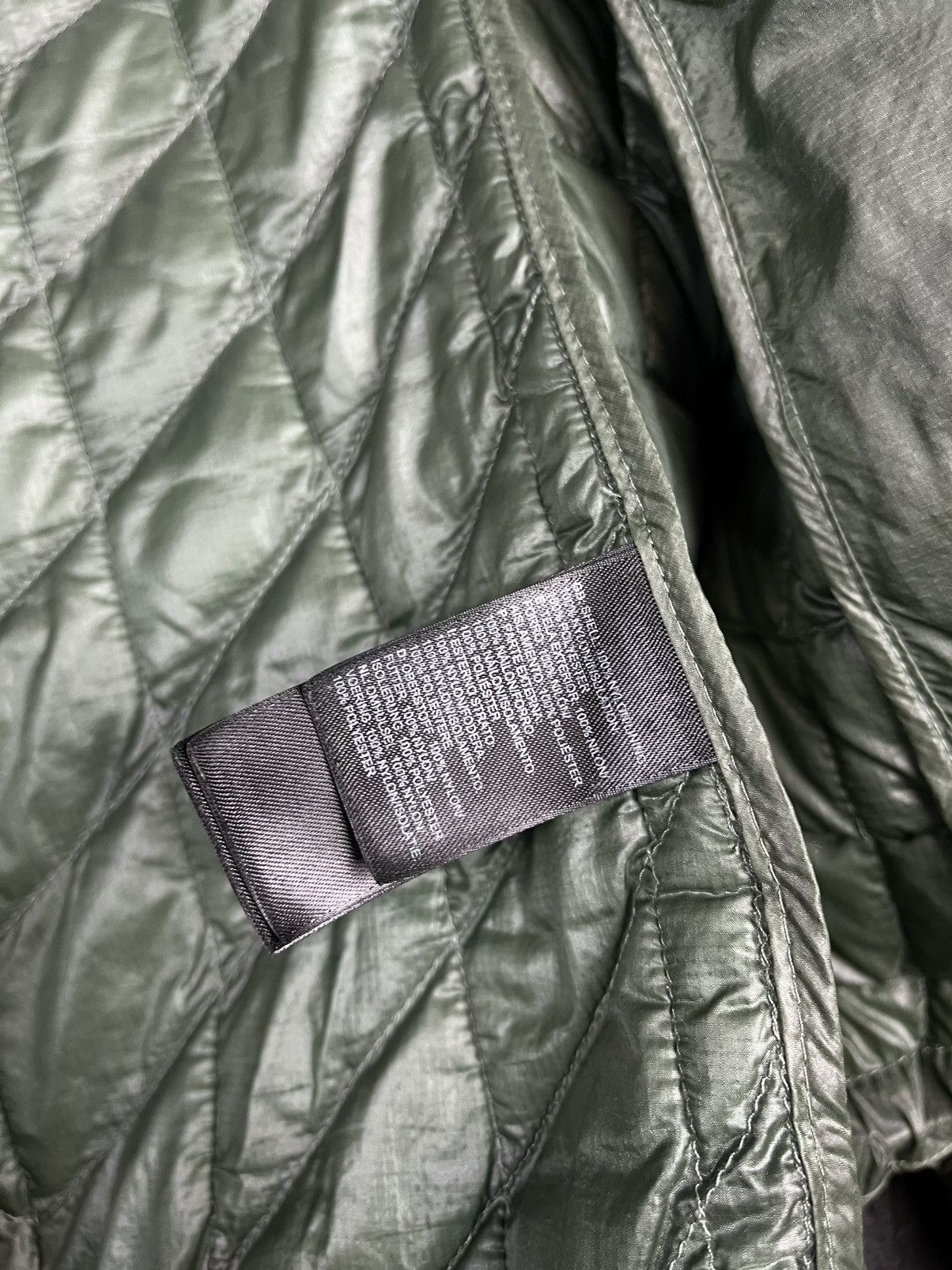 The North Face ⛰️The North Face TNF thermoball women micropuffer jacket Size S / US 4 / IT 40 - 8 Thumbnail