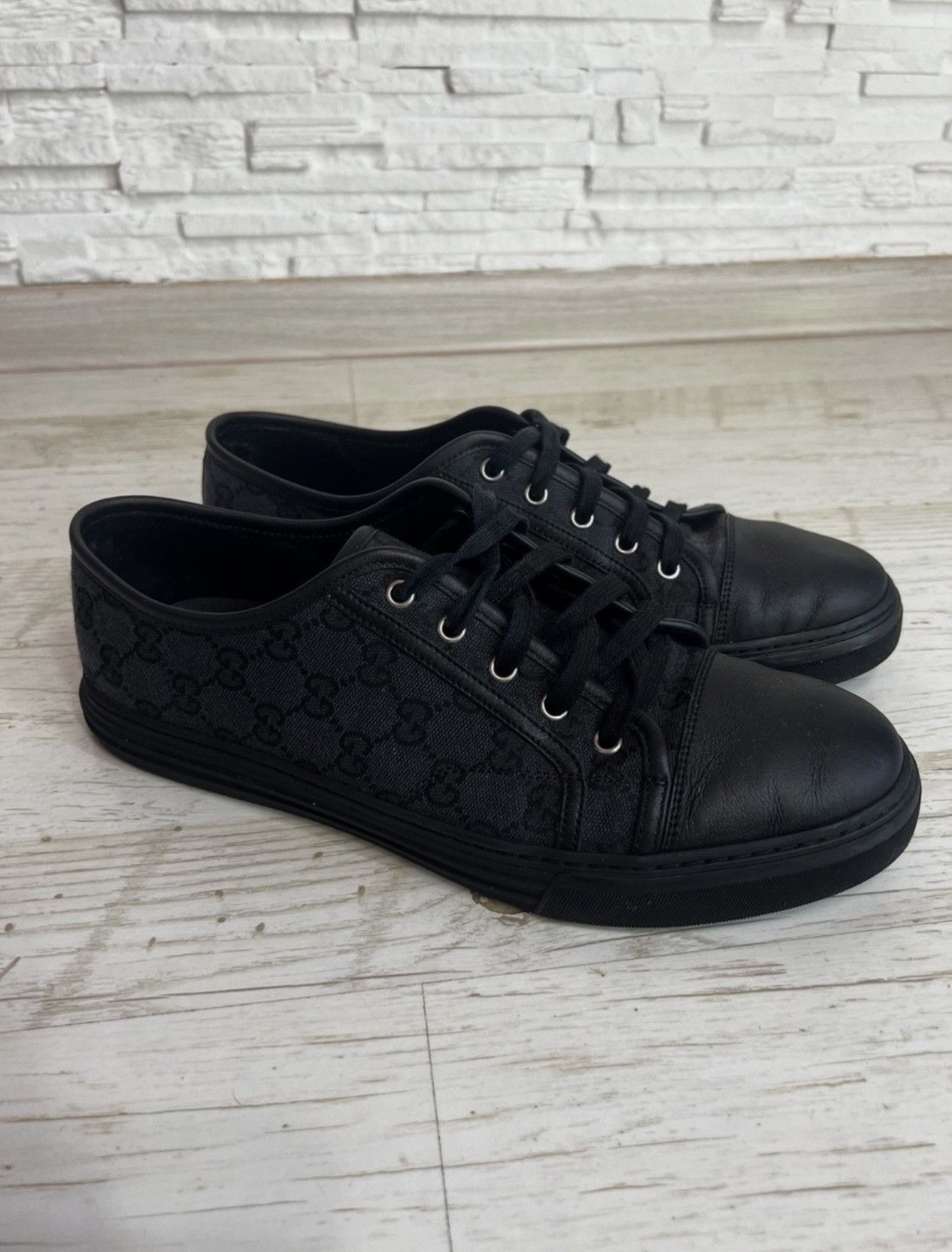 Gucci Gucci GG Logo Low Top Sneakers 426189 Size 10 Size US 10 / EU 43 - 2 Thumbnail