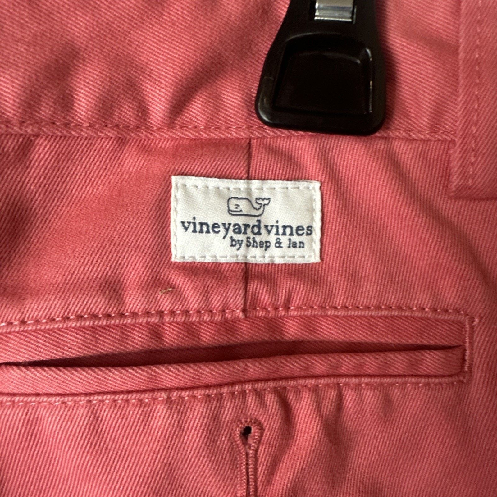 Vineyard Vines Vineyard Vines Chino Pants Mens size 10 Pink Club Pants Size US 26 / EU 42 - 11 Thumbnail