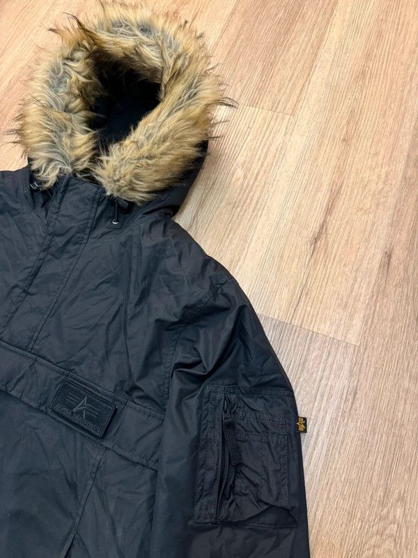 Alpha Industries Alpha Industries Anorak Insulated Fur Jacket size M Size US M / EU 48-50 / 2 - 5 Thumbnail