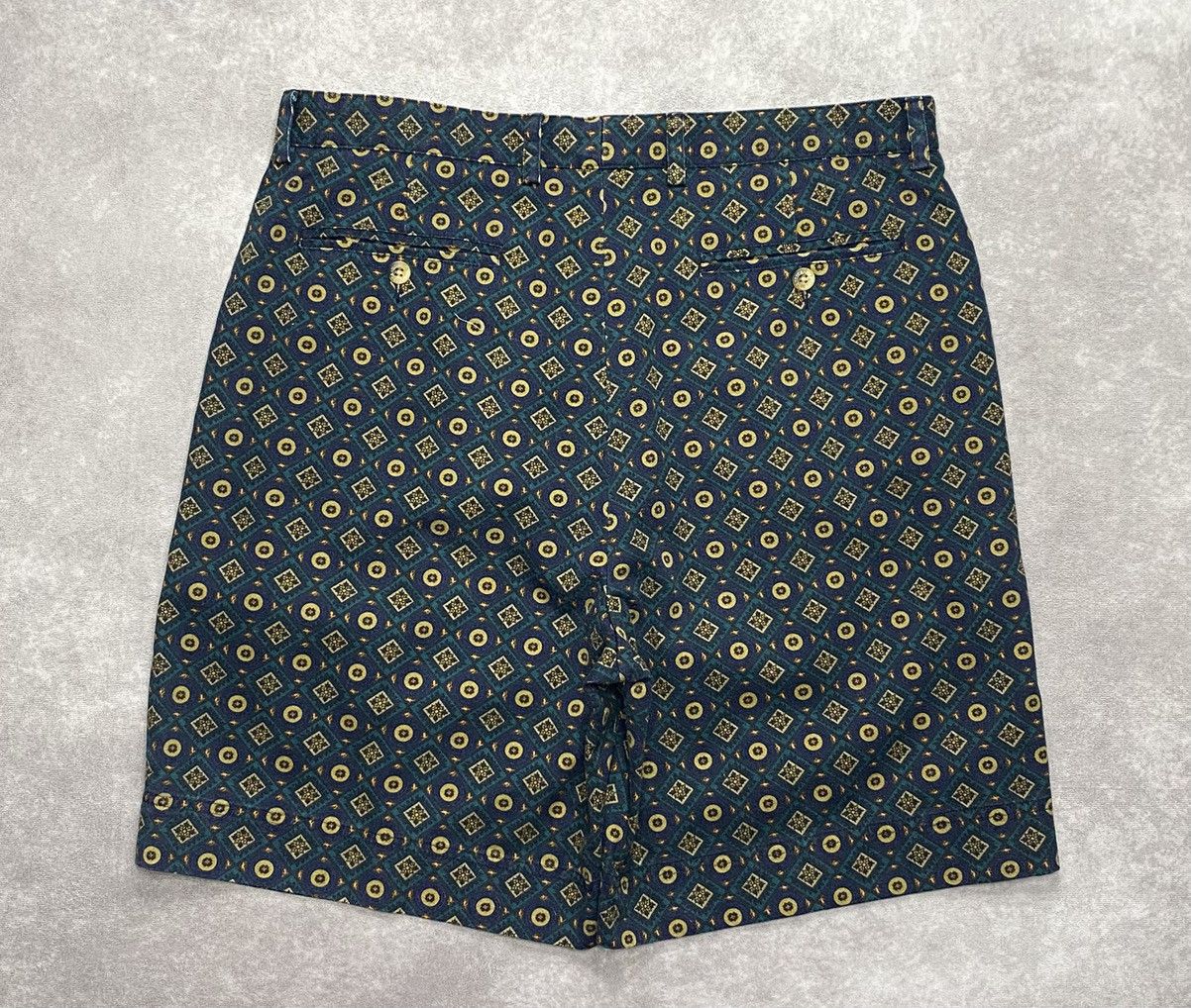 Nautica 90’s Vintage Nautica Mandela Shorts Size US 36 / EU 52 - 2 Thumbnail