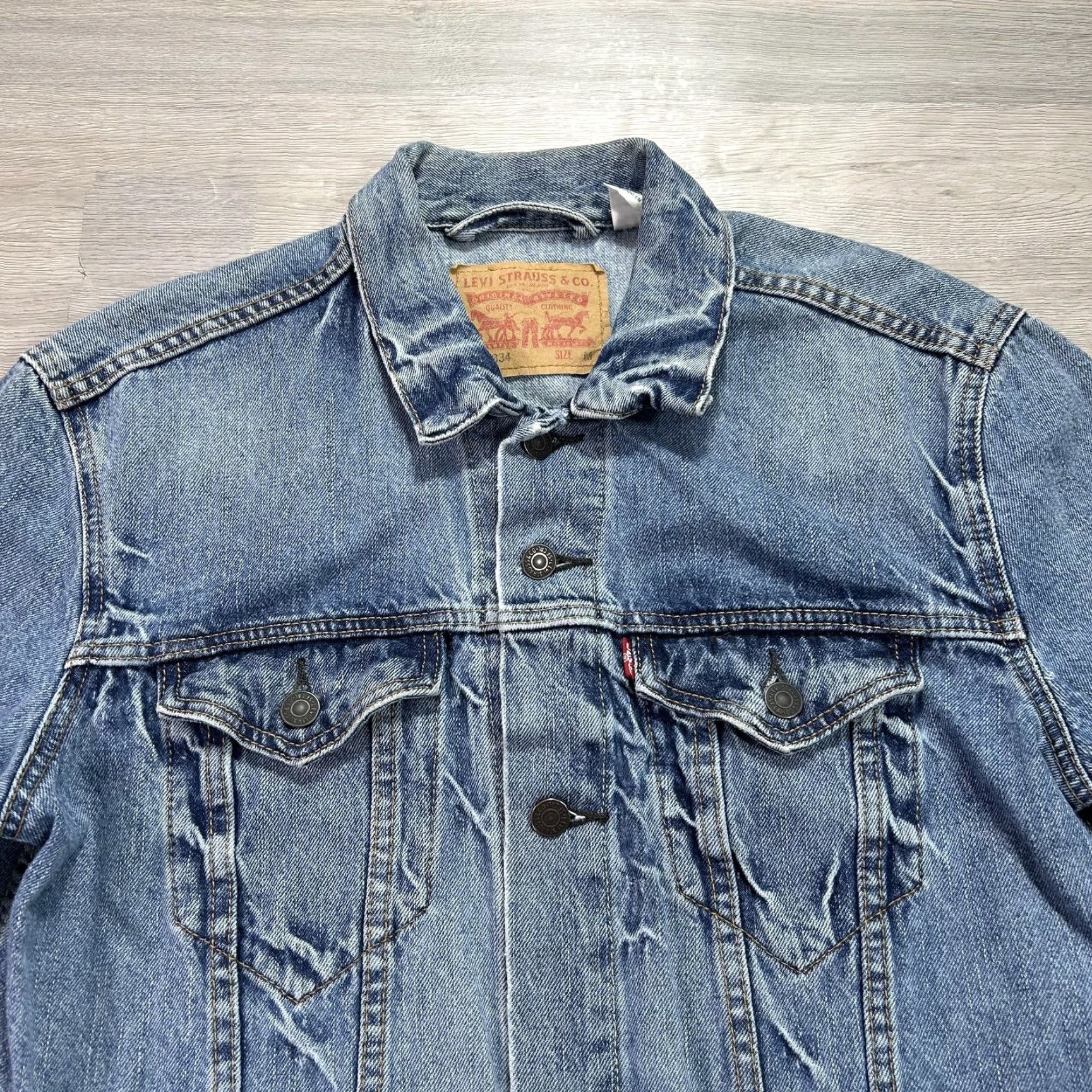 Levi's Levi's Jacket Mens Medium Blue Trucker Denim Type 3 Distressed Button 72334 Size US M / EU 48-50 / 2 - 3 Thumbnail