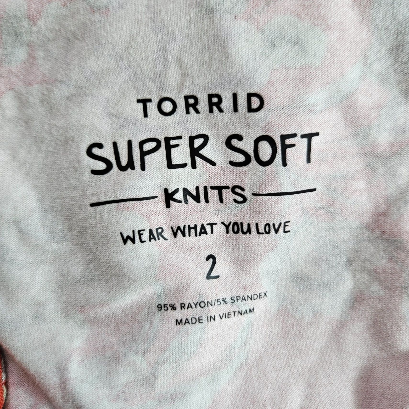 Torrid Torrid Blouse Shirt Womens Plus 2X Red Floral Short Sleeve Pullover Knits Top Season Spring Summer Casual Size XXL / US 16-18 / IT 52-54 - 5 Thumbnail