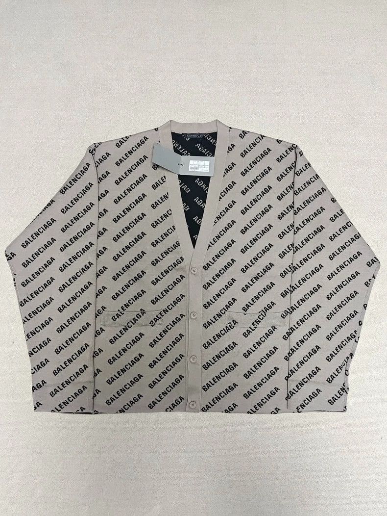 Balenciaga size 3 All-over alphabet knit sweater cardigan j