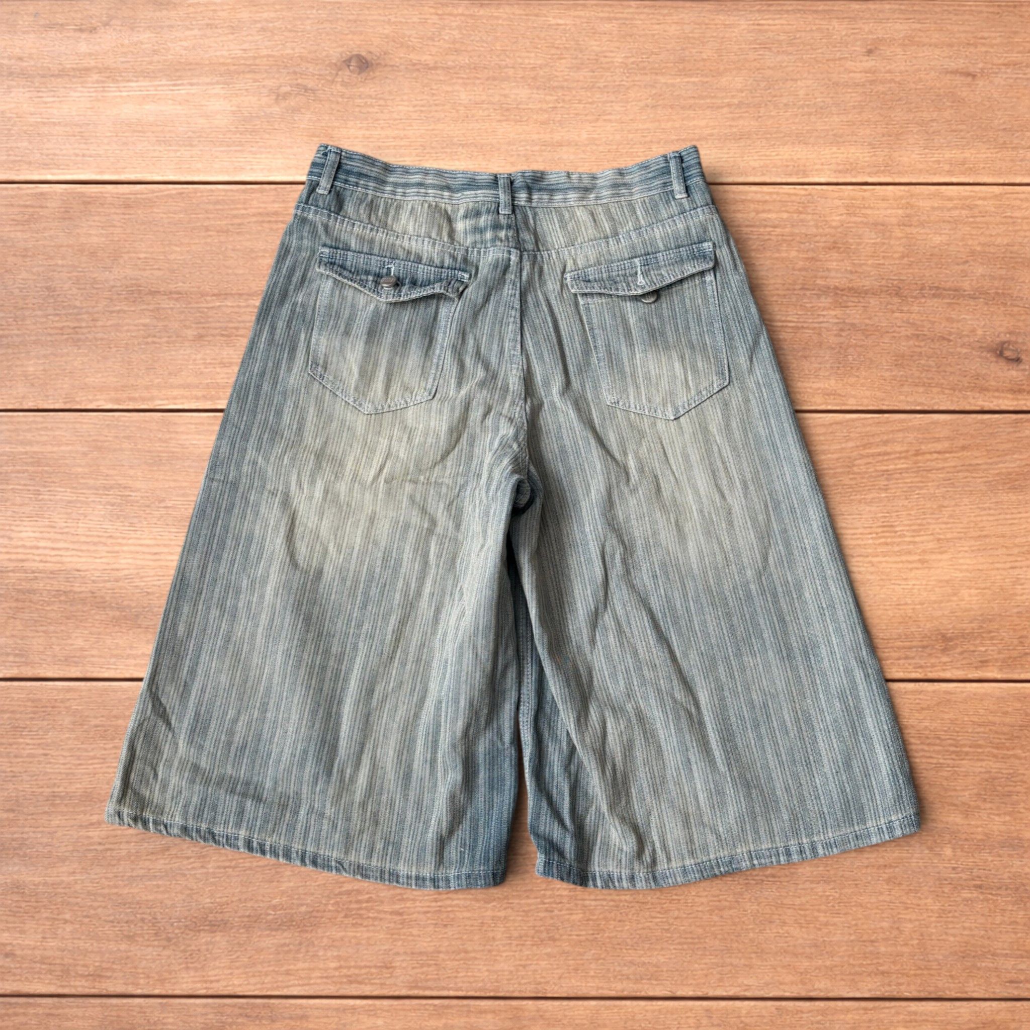 Japanese Brand Super baggy wide striped denim shorts jorts in light blue. Size US 36 / EU 52 - 2 Thumbnail