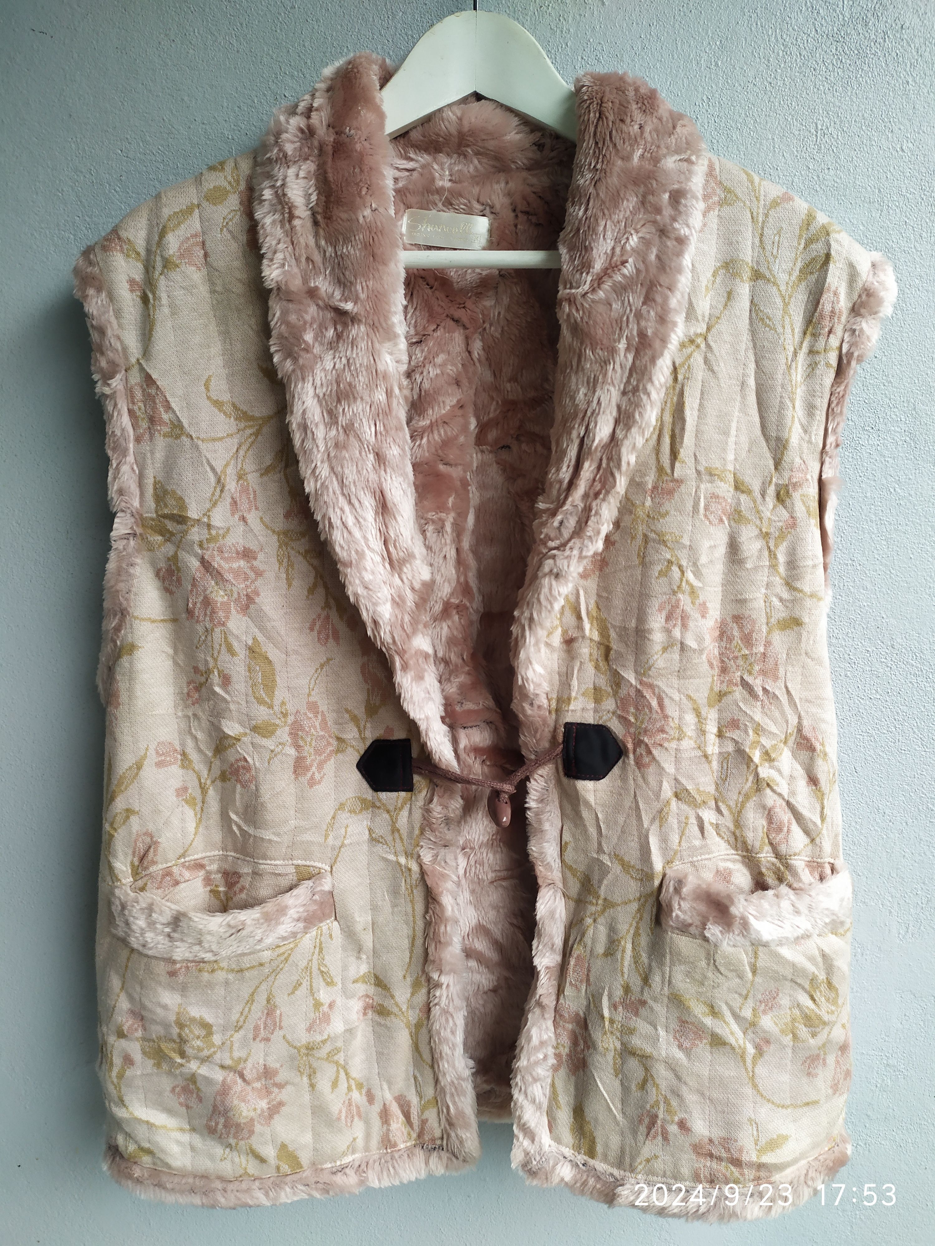 Japanese Brand × Vintage Vintage Mohair Fur Japanese Traditional Vest Japan Made Size L / US 10 / IT 46 - 1 Thumbnail
