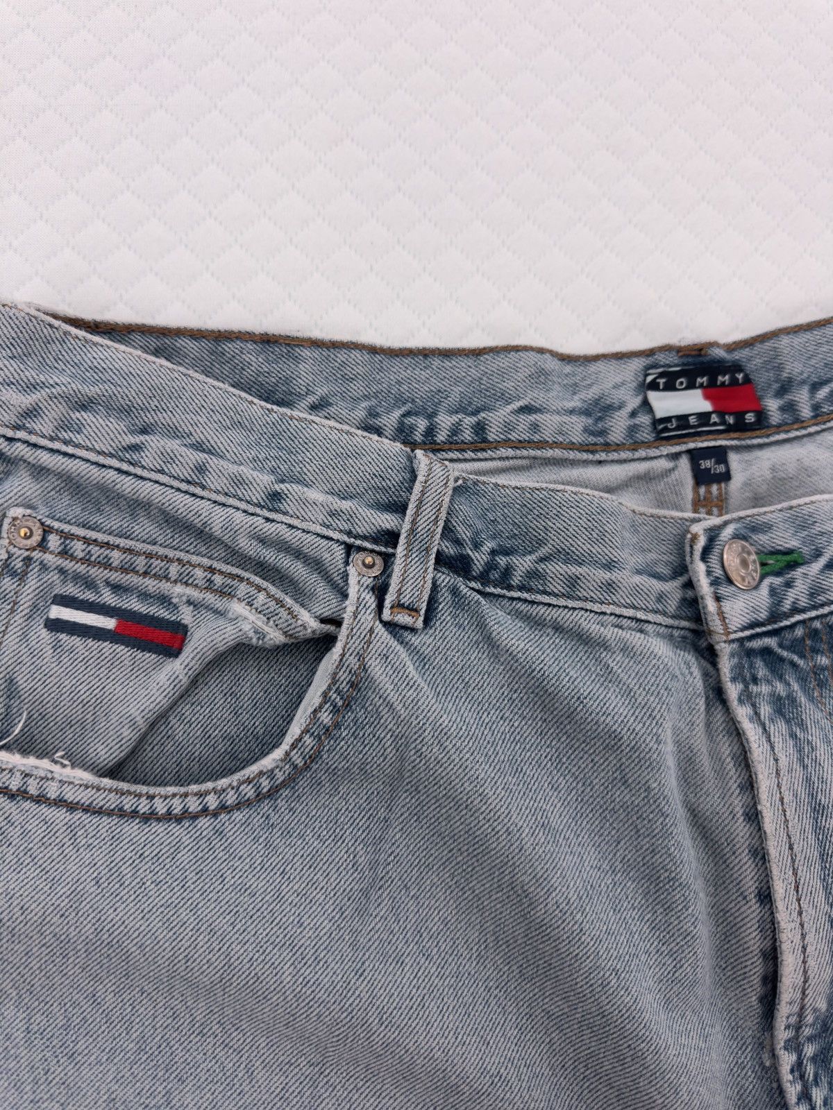 Tommy Hilfiger vintage baggy tommy hilfiger jeans Size US 38 / EU 54 - 2 Thumbnail