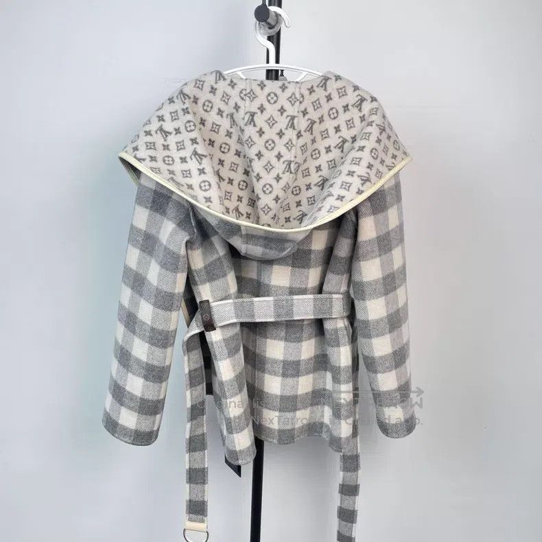 Louis Vuitton Louis Vuitton SS26 Light Off-White Full-Print Checkerboard Size XS / US 0-2 / IT 36-38 - 2 Thumbnail