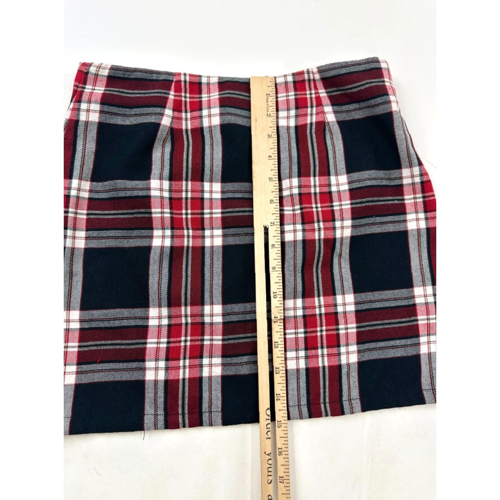 Mossimo Mossimo Skirt Womens 3 Red Plaid Zipper Casual Straight & Pencil Classic Outdoor Size 26" / US 2 / IT 38 - 6 Thumbnail