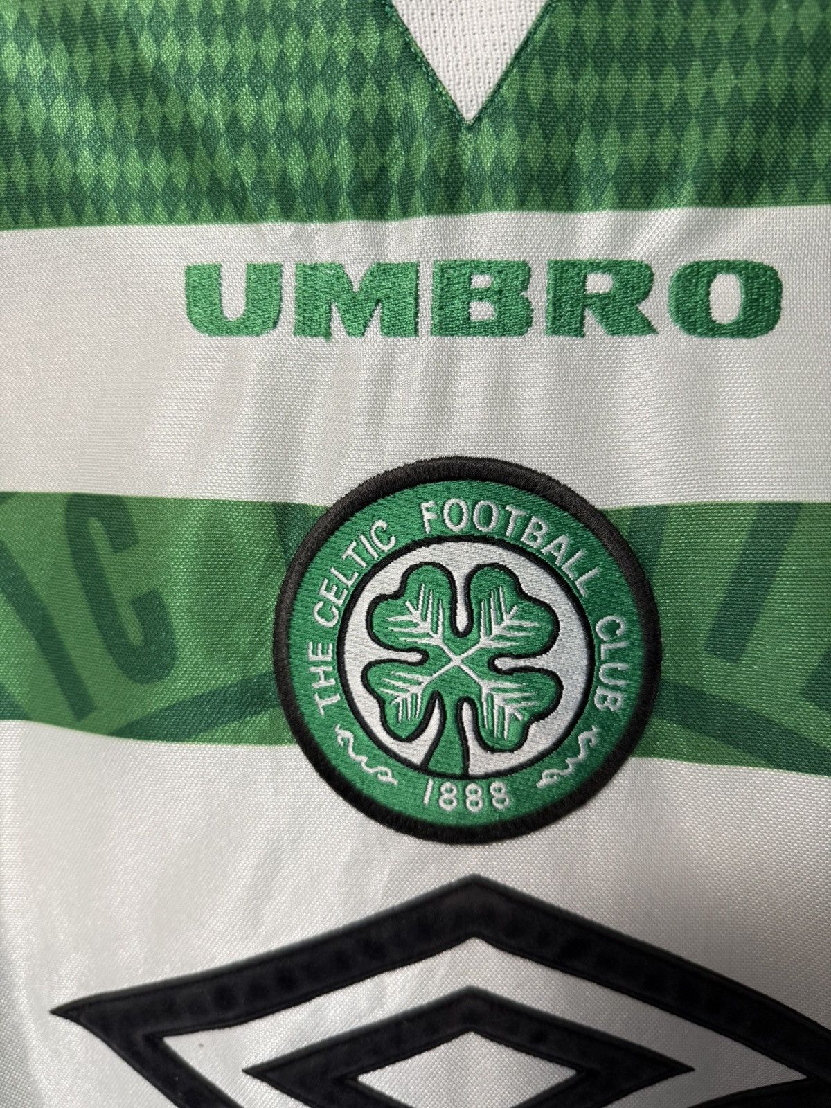 Umbro 1997/99 Celtic FC jersey Home #7 Larsson XXL Size Size US XXL / EU 58 / 5 - 18 Thumbnail