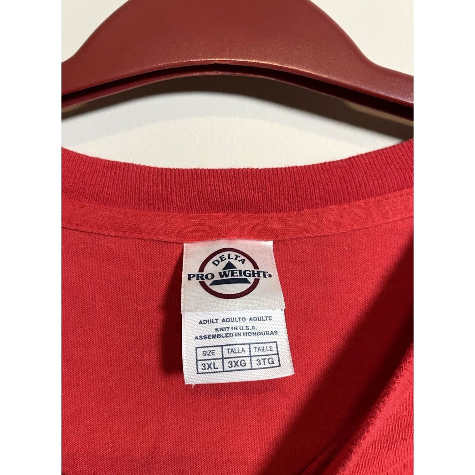 Delta VINTAGE Merle Haggard Motorcycle Cowboy Men's Red T-Shirt XL Graphic Delta Pro Weight 2000-2009 S/S Size US XL / EU 56 / 4 - 5 Thumbnail