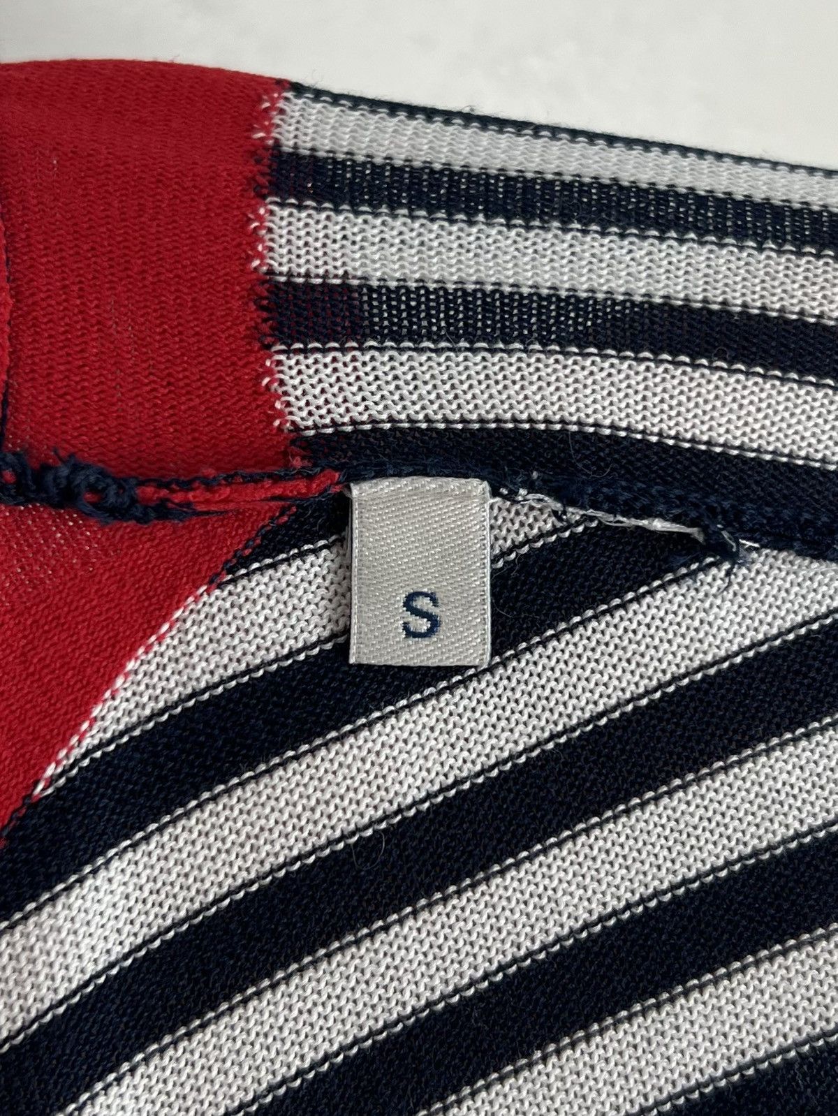Moncler MONCLER Sweater Light Jumper Striped Cotton Patch Logo Men's Size US S / EU 44-46 / 1 - 13 Thumbnail