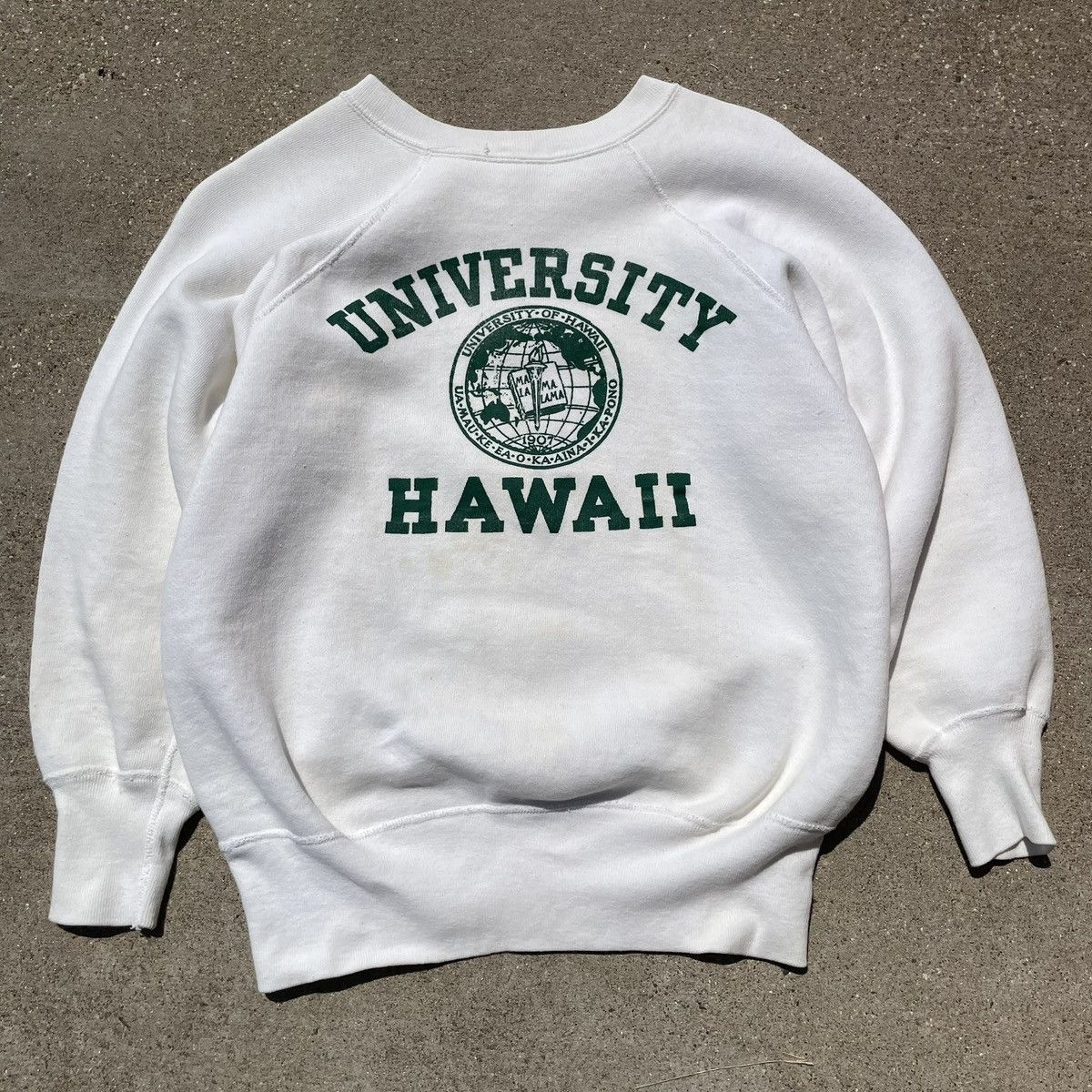 Champion Vtg 50s Champion Running Man University Of Hawaii Sweatshirt Size US M / EU 48-50 / 2 - 2 Thumbnail