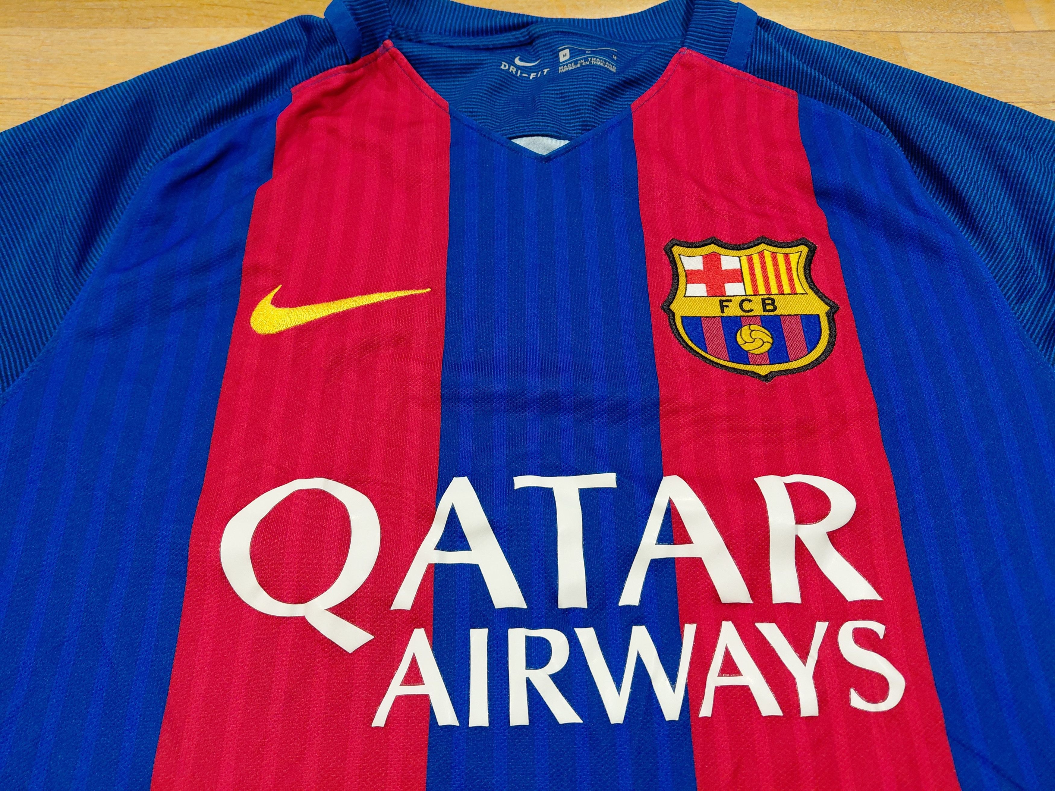FC Barcelona Football Shirt Nike Size M Rare Jersey