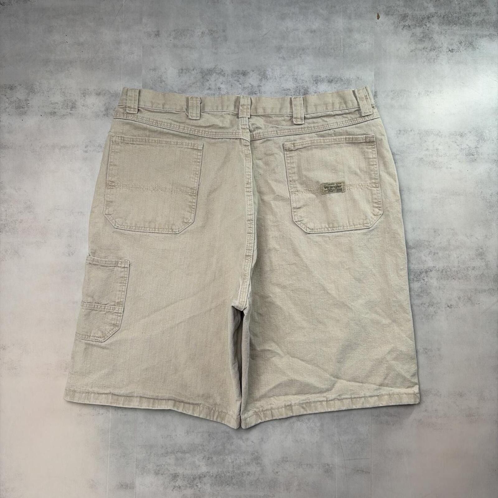 Wrangler Y2K Beige Wrangler Grunge Baggy Carpenter Skater Denim Jorts Size US 38 / EU 54 - 1 Thumbnail