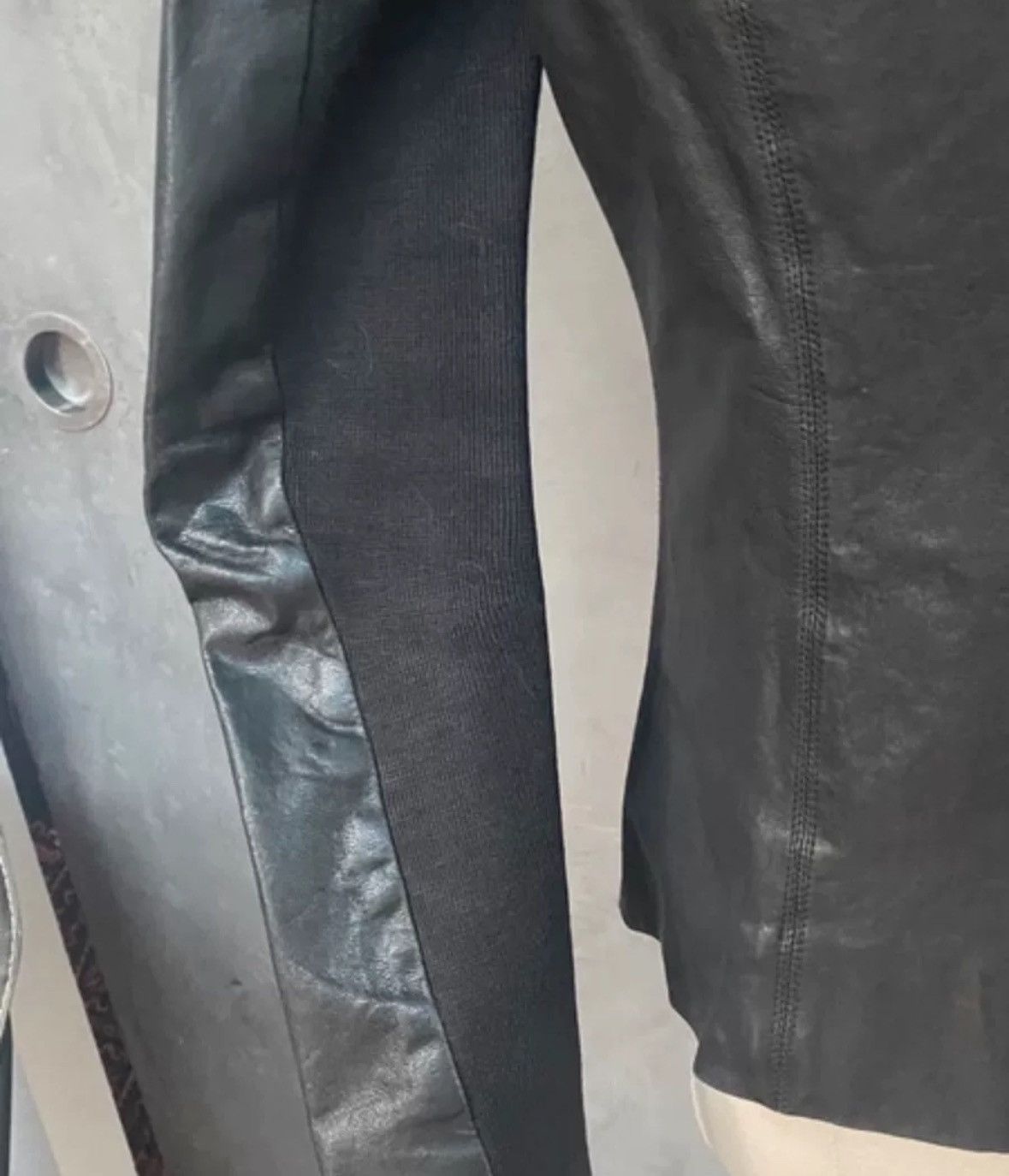 Rick Owens Rick Owens Classic Sheepskin Black Coat2412-Nextarrow Size US S / EU 44-46 / 1 - 6 Thumbnail