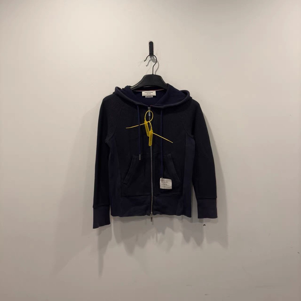 Thom Browne Thom Browne Waffle Zip Sweatshirt K28 Size US XXS / EU 40 - 2 Thumbnail