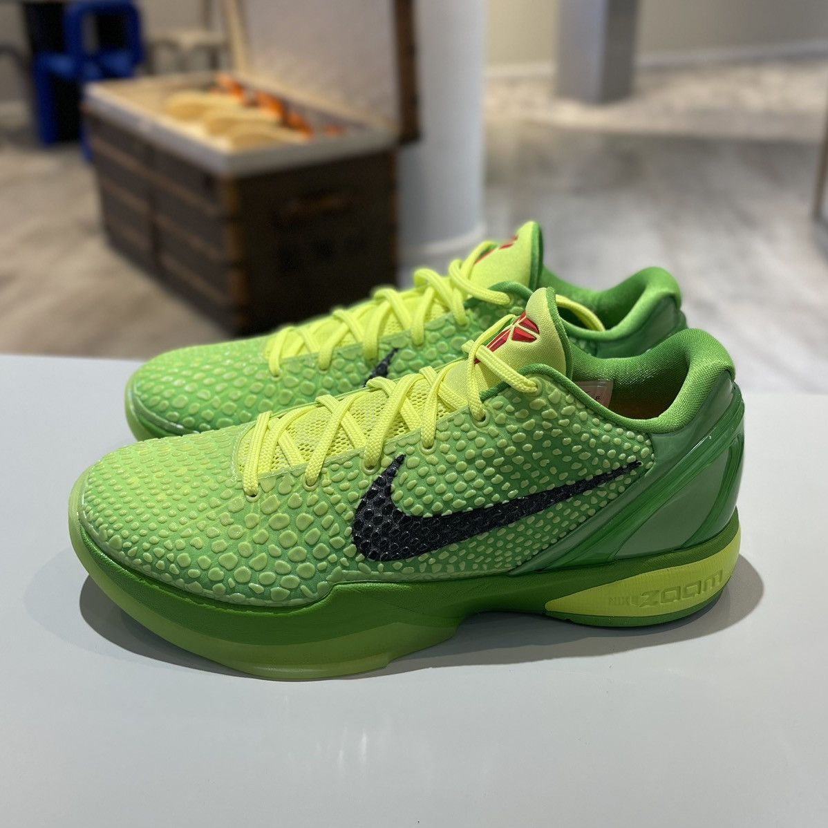 Nike Nike Kobe 6 Protro Grinch (2020) Size US 10.5 / EU 43-44 - 6 Thumbnail