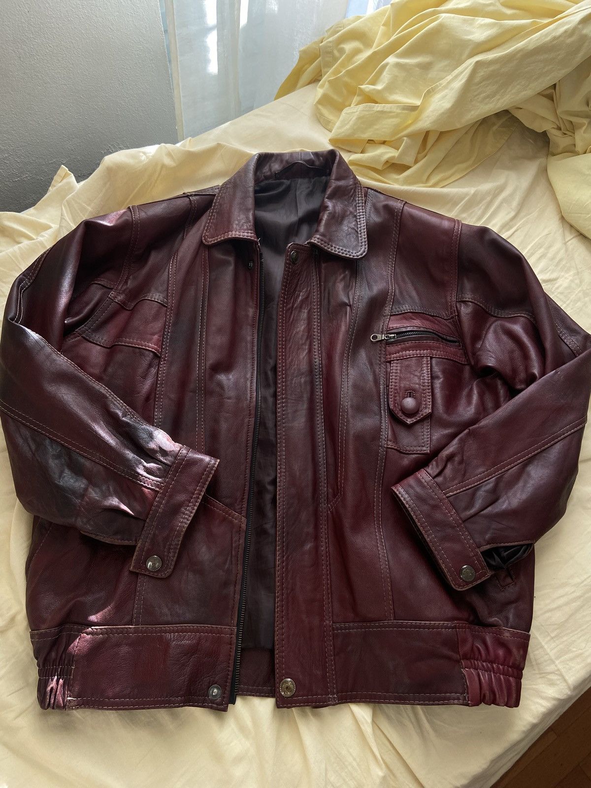 Genuine Leather Vintage Cherry leather bomber Size US L / EU 52-54 / 3 - 4 Thumbnail